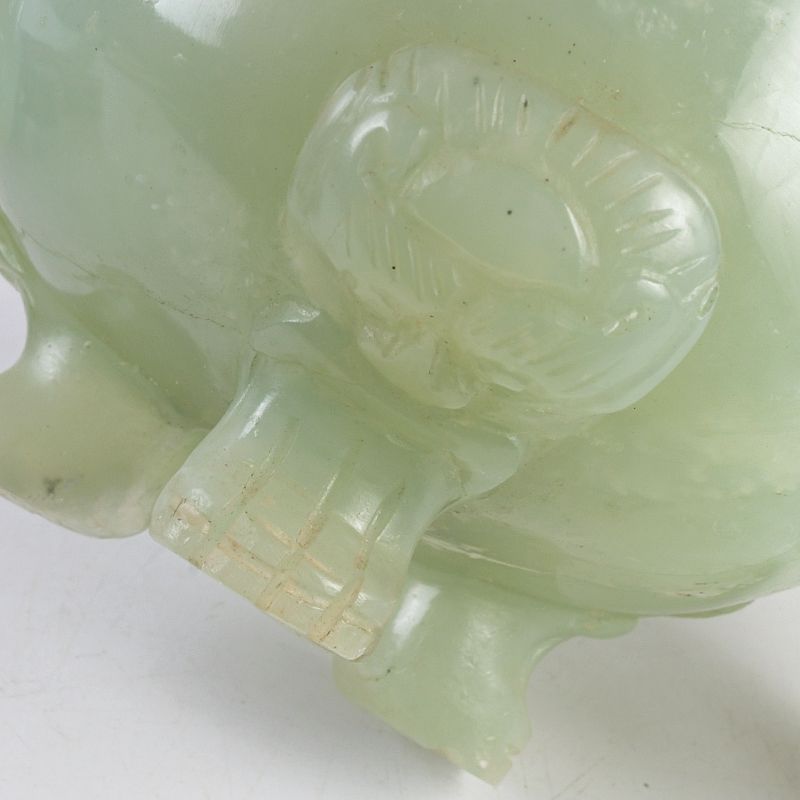 中国 玉石岫玉彫刻 雙耳活環 龍鈕蓋爐 香炉 唐木台付 N S306 - メルカリ