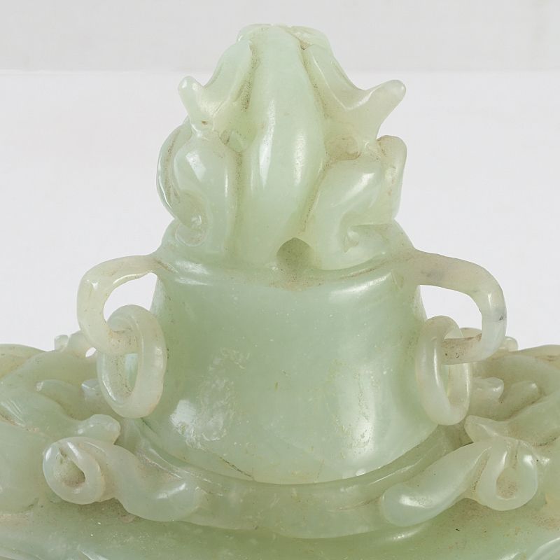 中国 玉石岫玉彫刻 雙耳活環 龍鈕蓋爐 香炉 唐木台付 N S306 - メルカリ