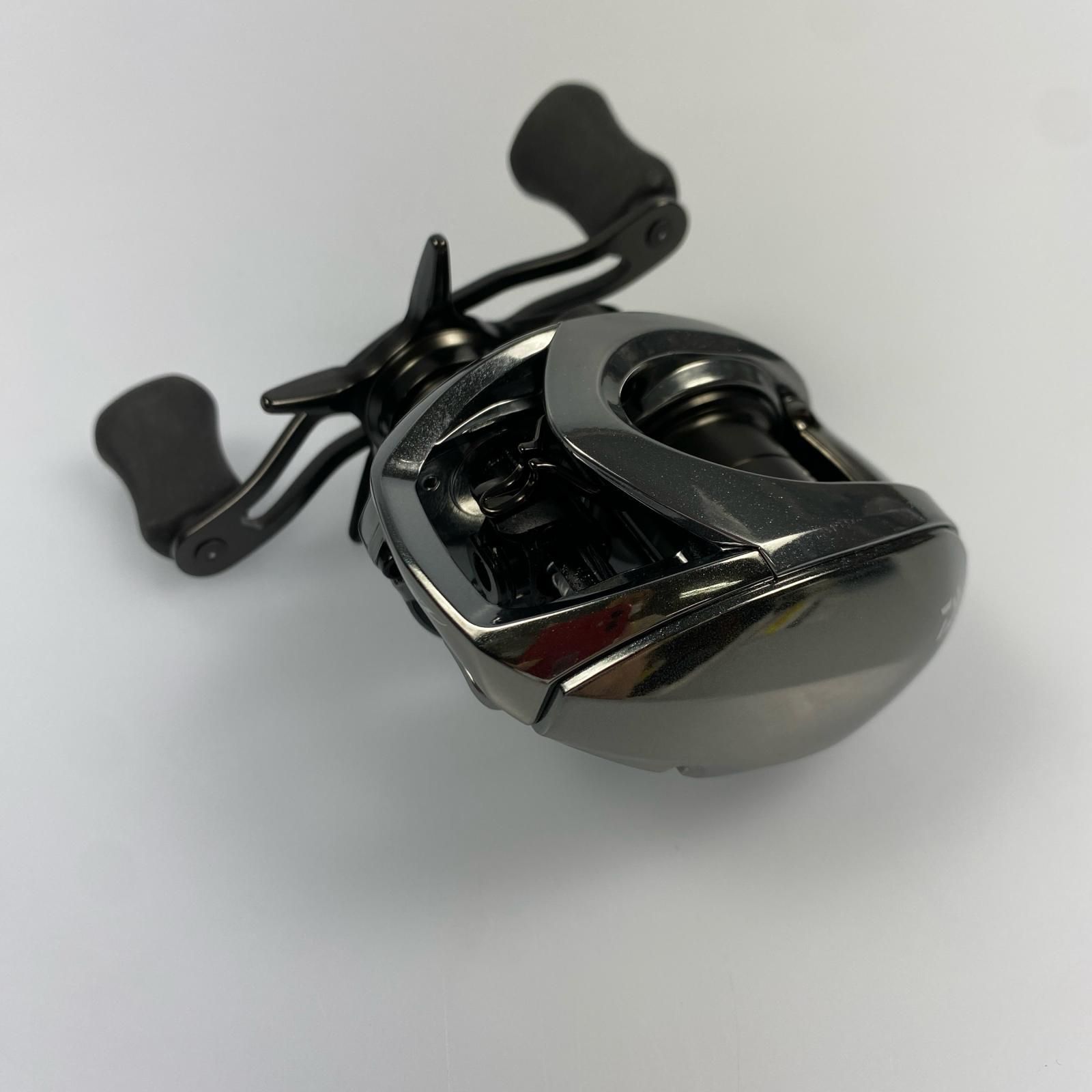 姫路東店 Daiwa ダイワ リール 25スティーズ リミテッドCT SV TW 70XH ベイトリール 右ハンドル 86