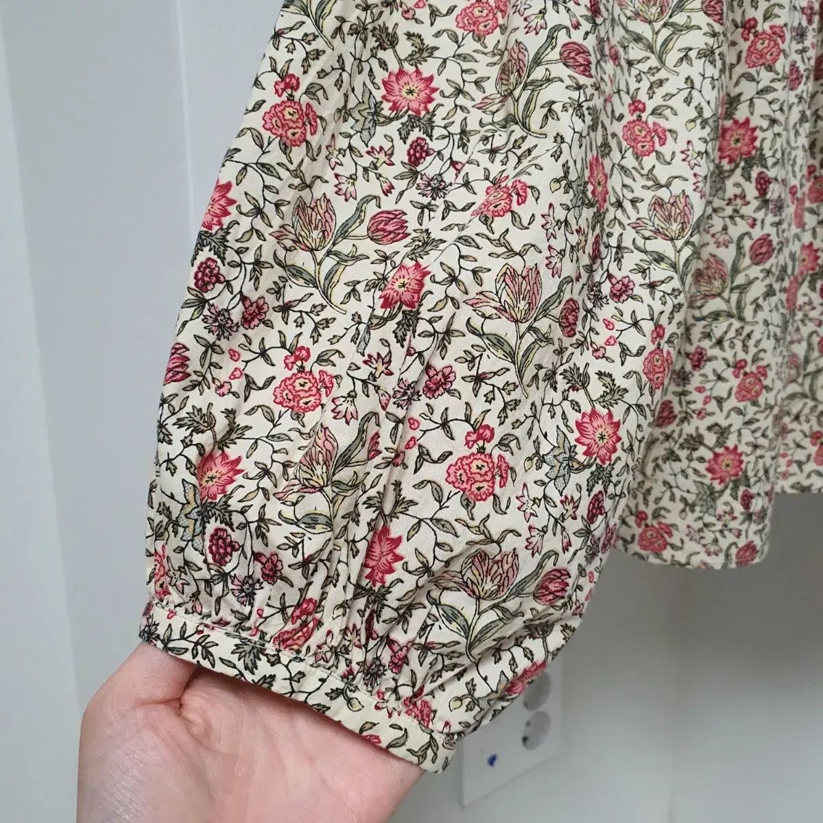 ヴァネッサ ブリューノ フラワー アバント ブラウス