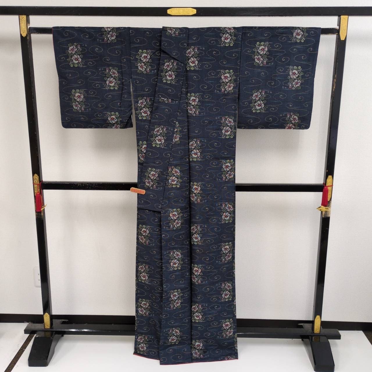 ら*り様 着物 裄66 本場大島紬 割り込み絣 正絹 茶泥染め U-9544 ら*り様 着物 裄66 本場大島紬 割り込み絣 正絹 茶泥染め U-