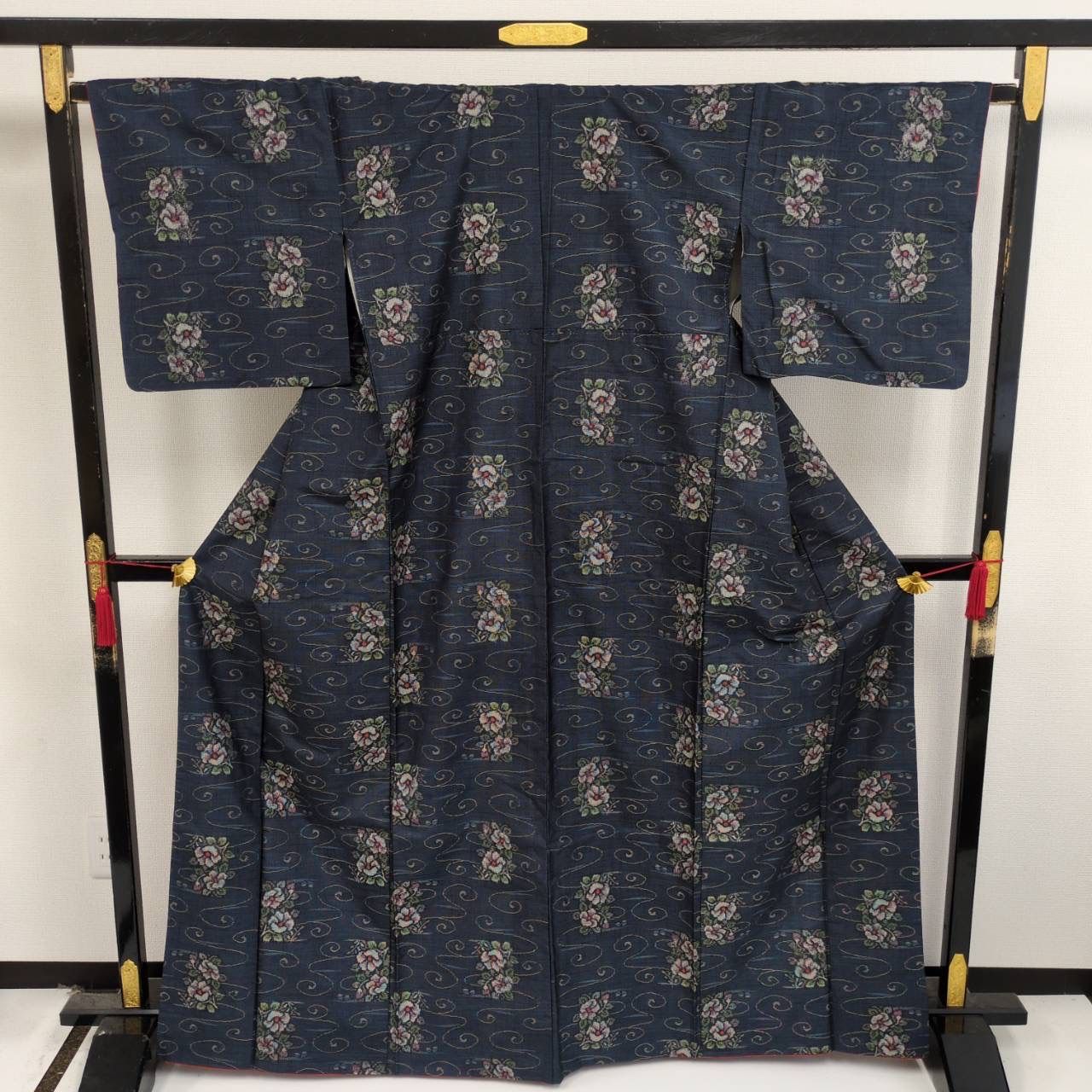 裄66 大島紬 正絹 泥藍染め 花流し絣 袷 着物 MK-1240 - メルカリ