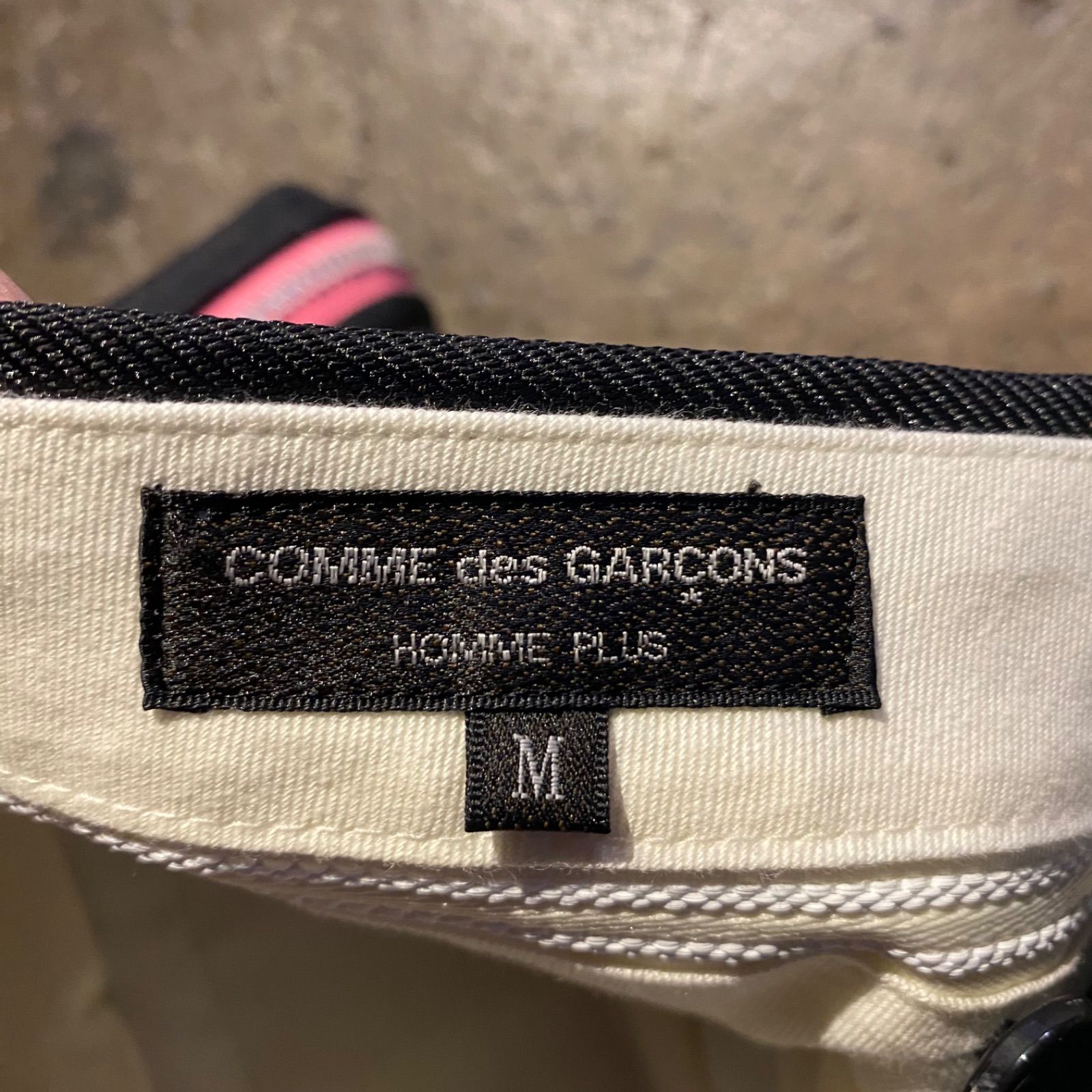 COMME des GARCONS HOMME PLUS 25ss サイドピンクジップ ハーフパンツ