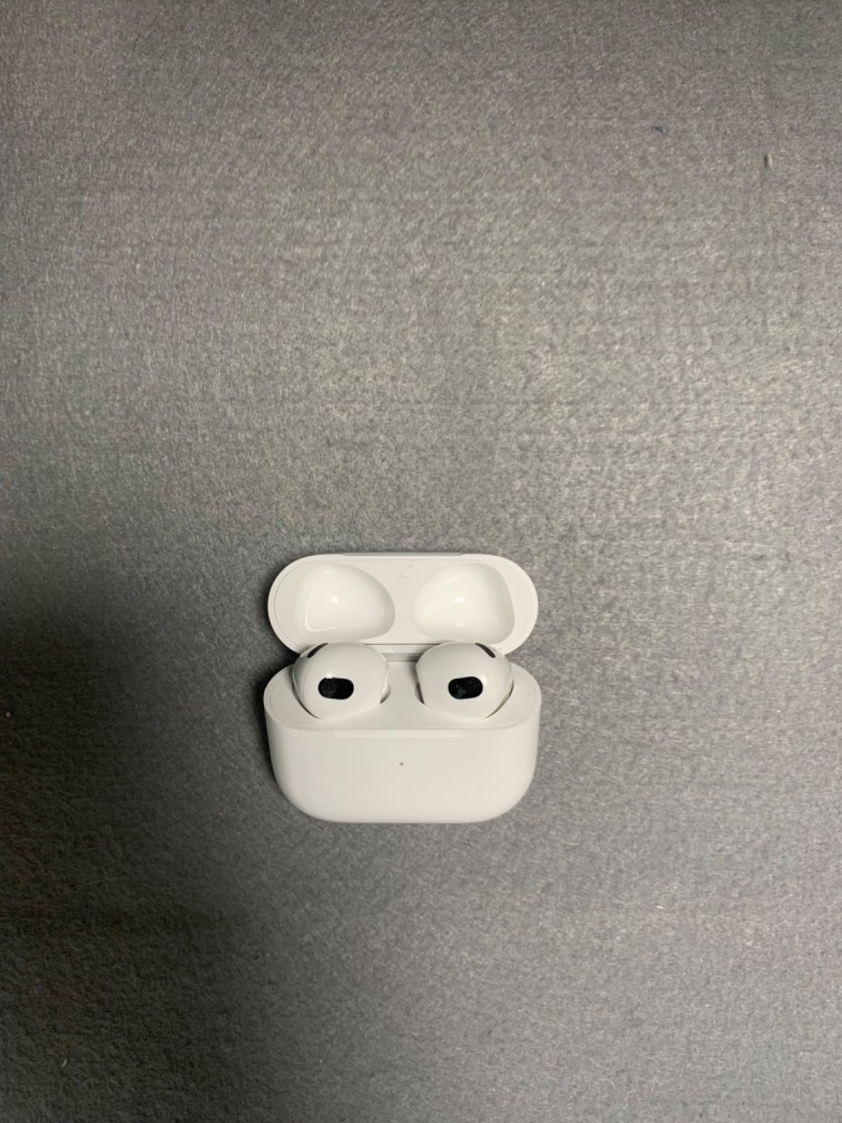 AirPods 第3世代 Lightning充電口