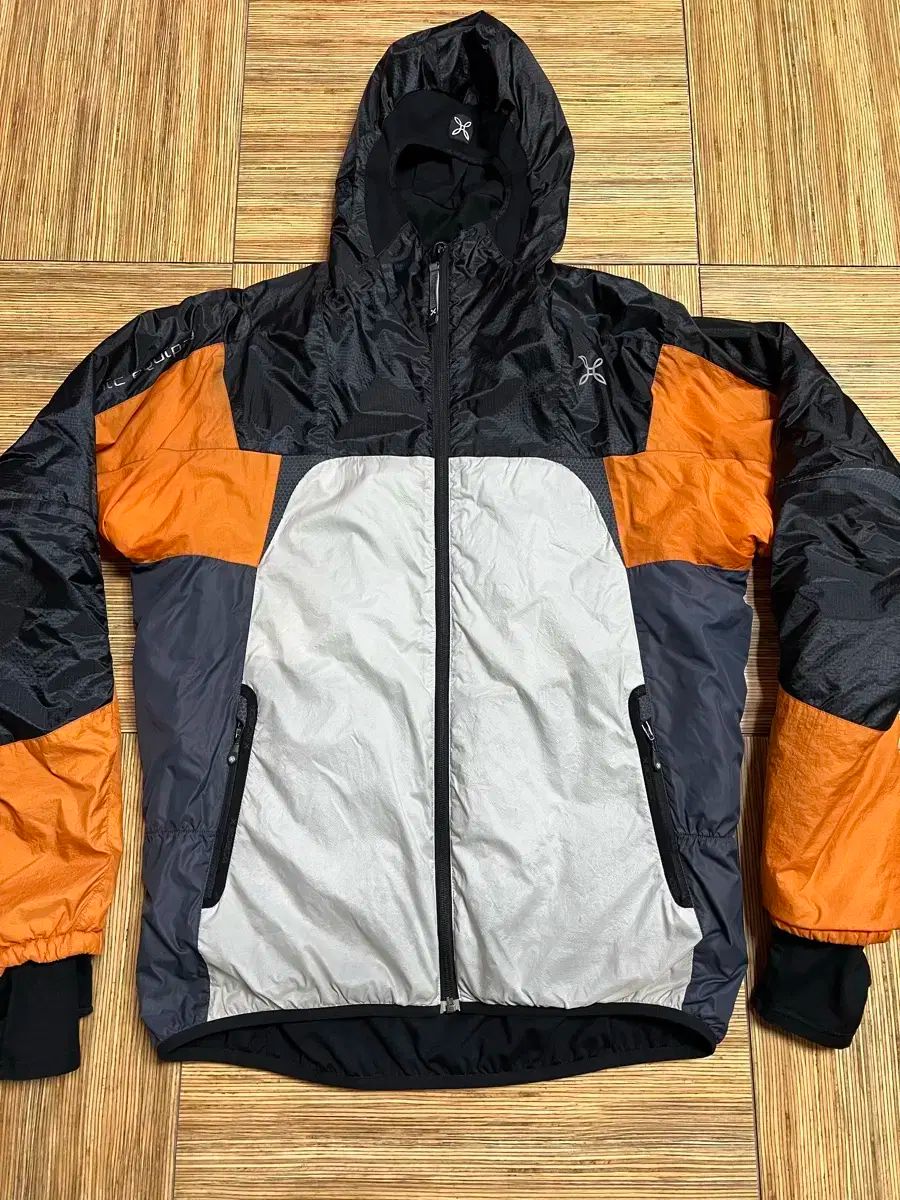 モンチュラ スカイ ジャケット オレンジ L Free! ファー コメント グリーン L