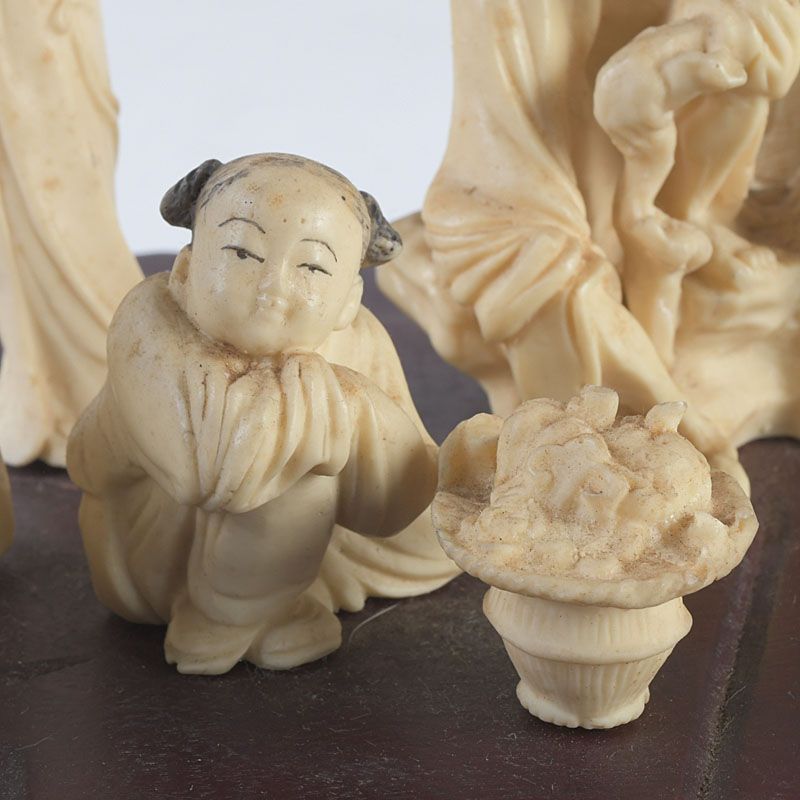 中国　玉石彫刻　象刻　置物　唐木台付　M　R7080 中国 樹脂製 人物彫刻 床飾 置物 唐木台付 C S313 - メルカリ