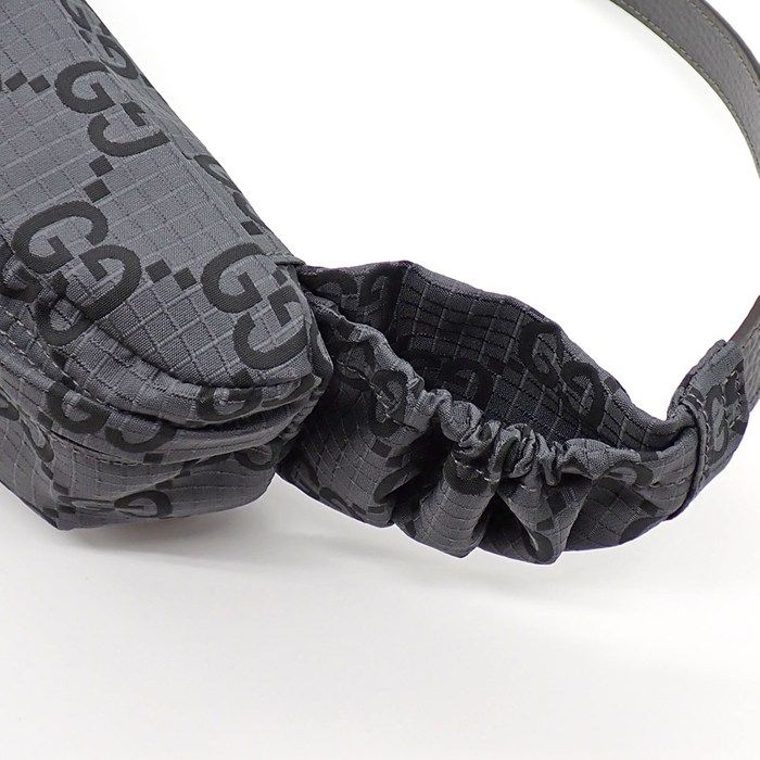 ナイロン レザー