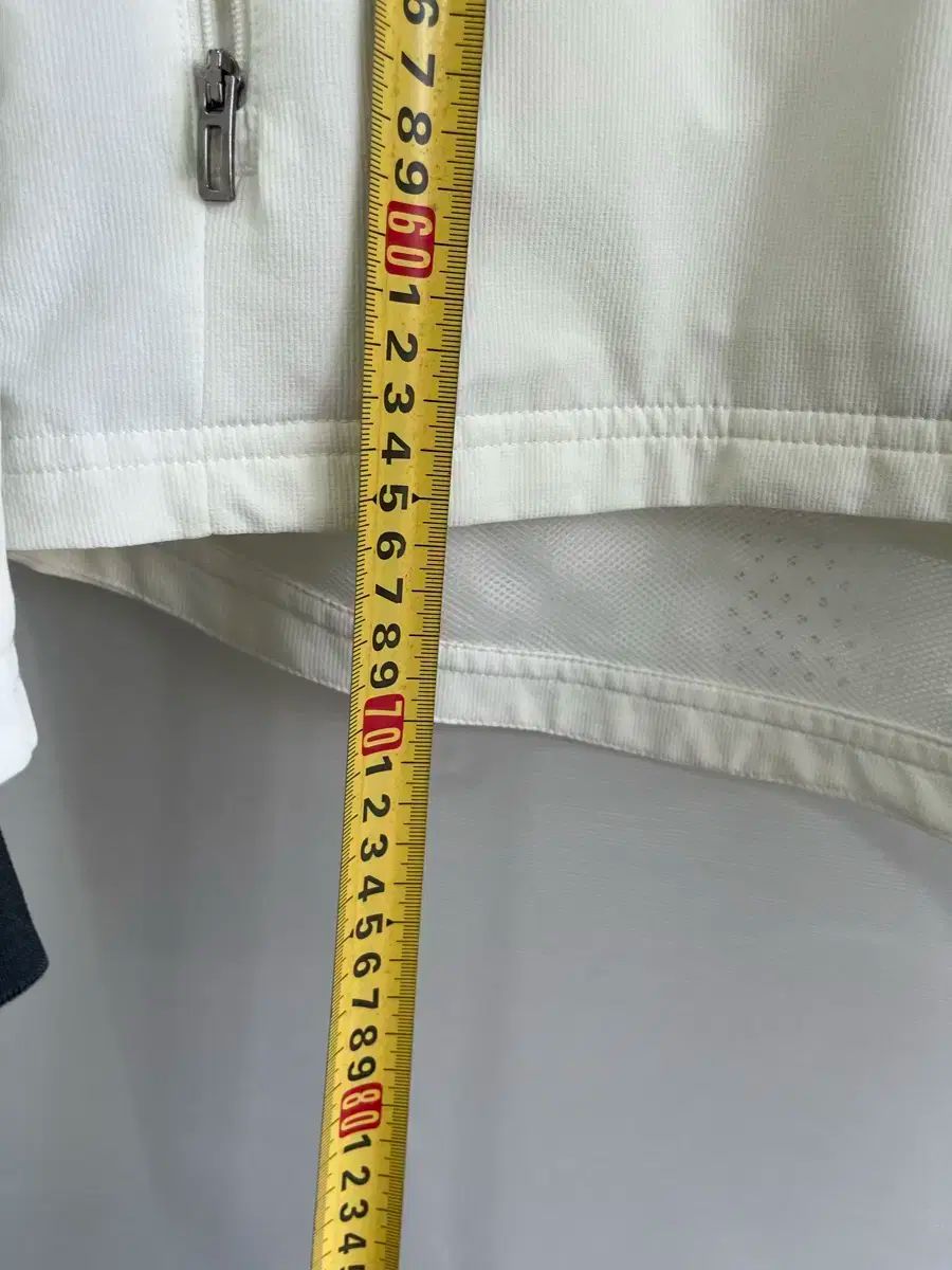 アディダス ドイツ