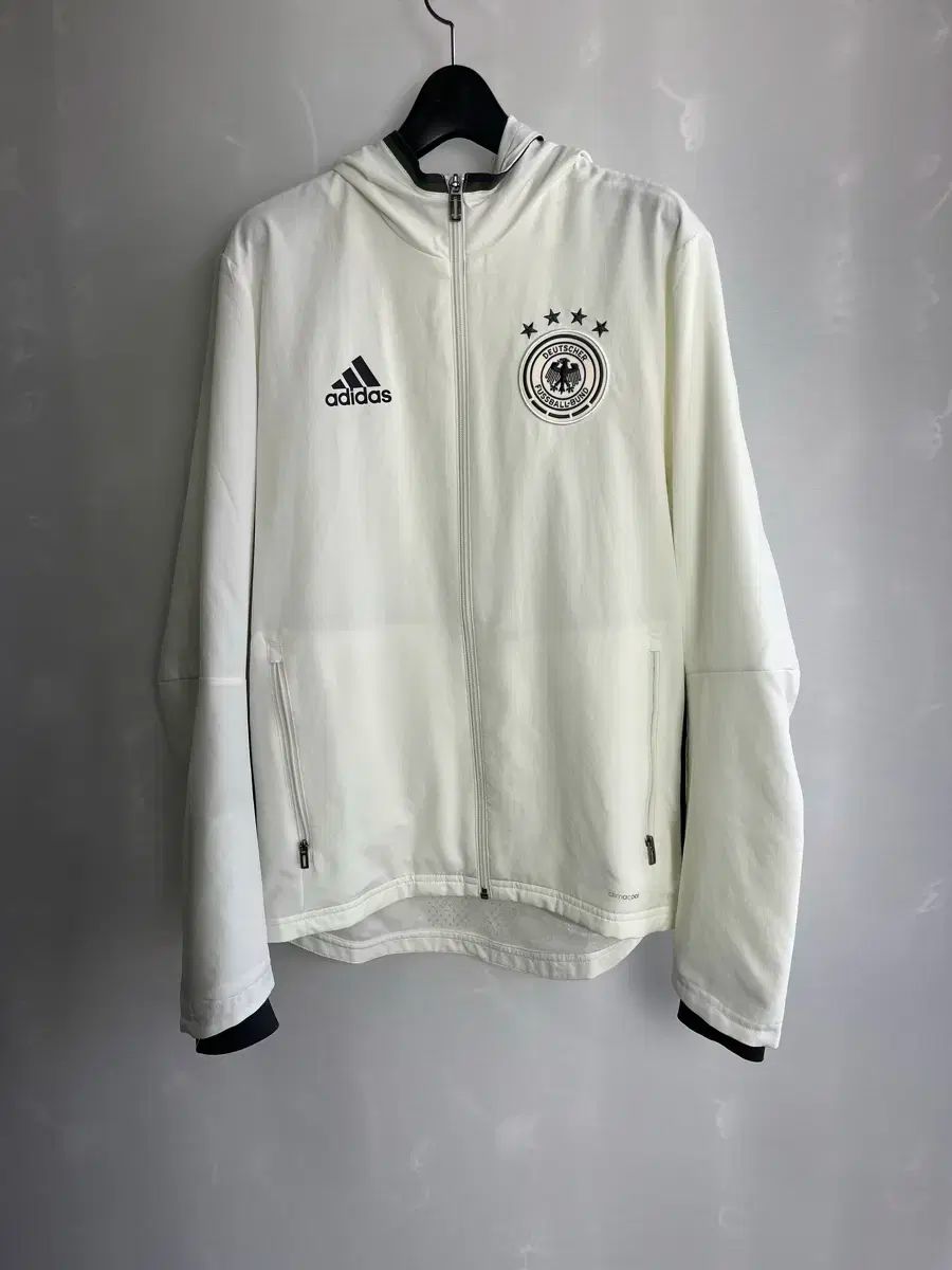 アディダス ドイツ サッカー 韓国国家代表チーム ジップアップパーカー 100 サイズ