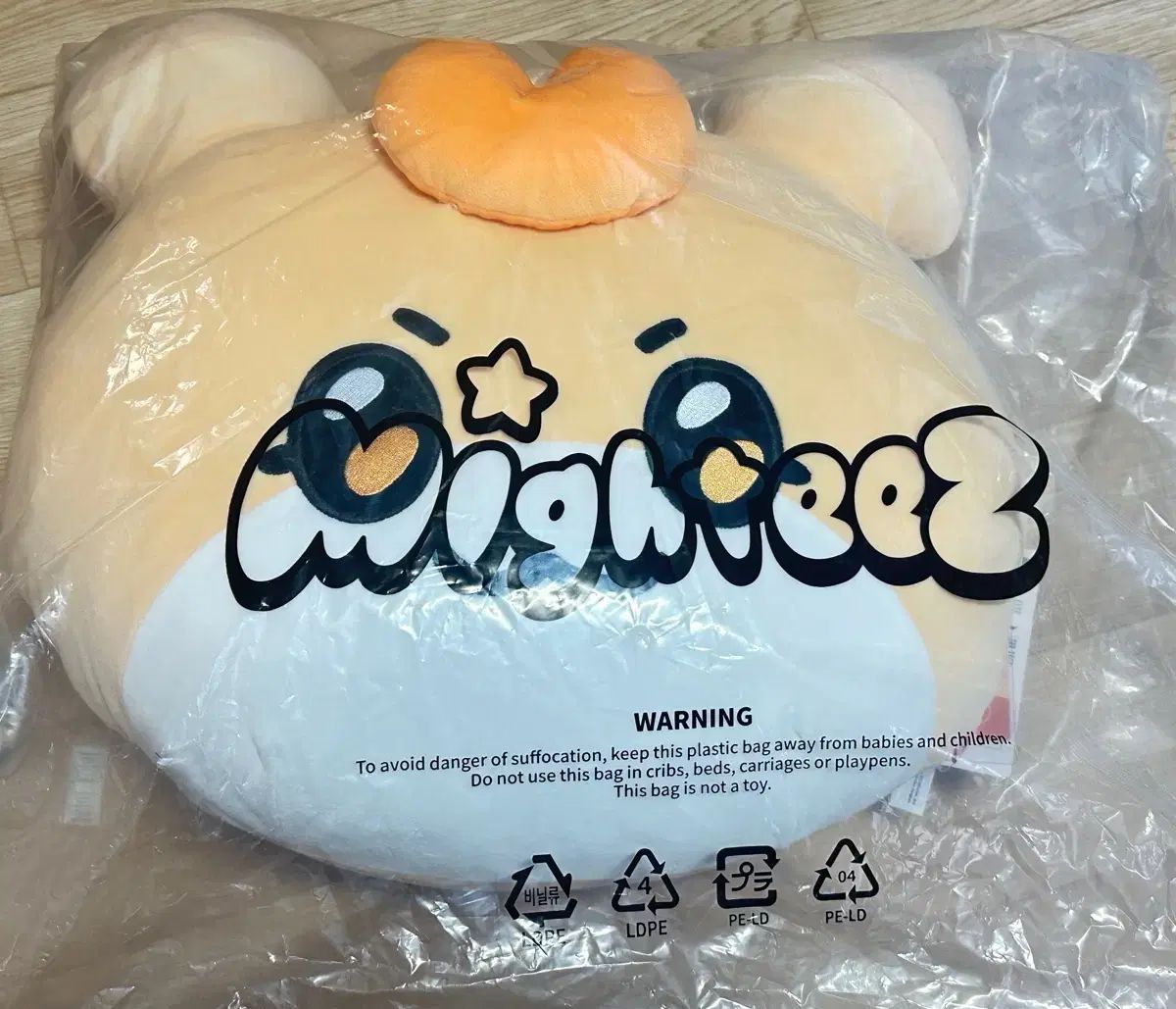 トレカ付き MY ATEEZ エイティーズ アチズ ホンジュン 顔 クッション ぬいぐるみ LINE FRIENDS