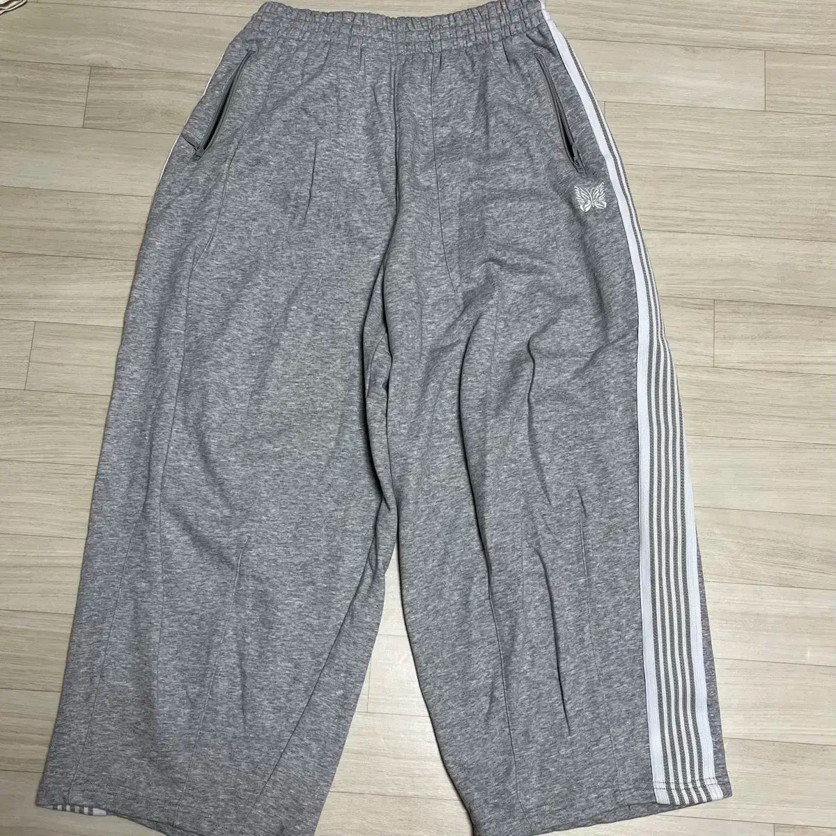 ニードルズ グレー トラック ワイド パンツ m 32