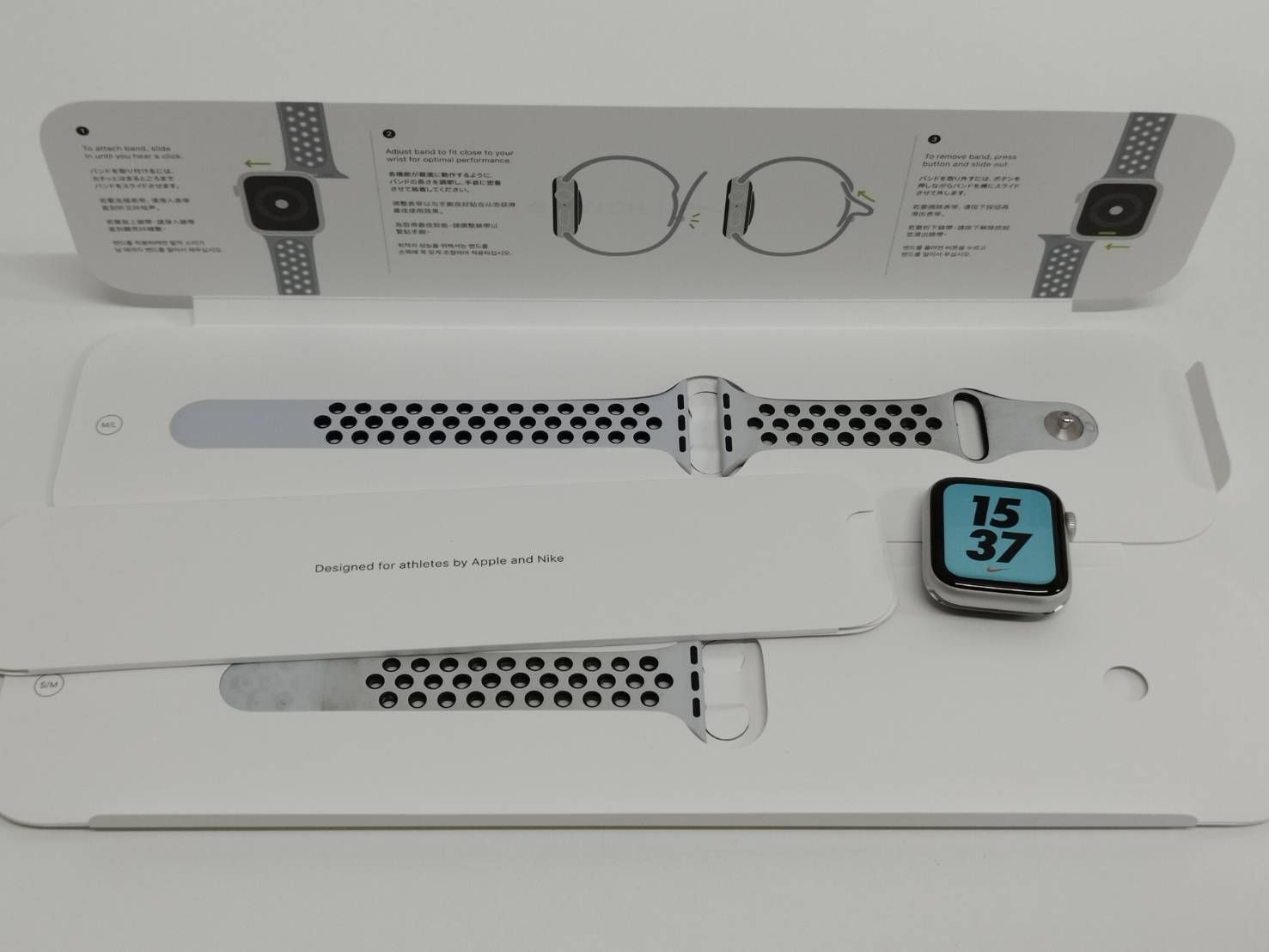 Apple Watch Nike Series 4 GPS セルラー 40mm A2007 シルバー MTX62J A