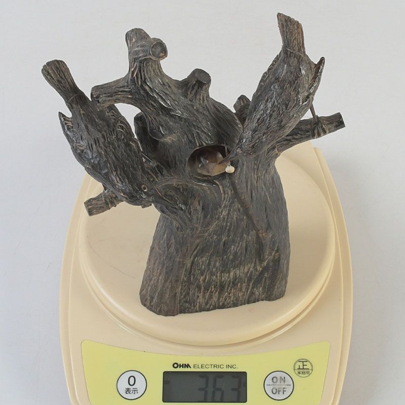 中国 水牛の角彫刻 木に鳥の親子 置物 N S319 - メルカリ