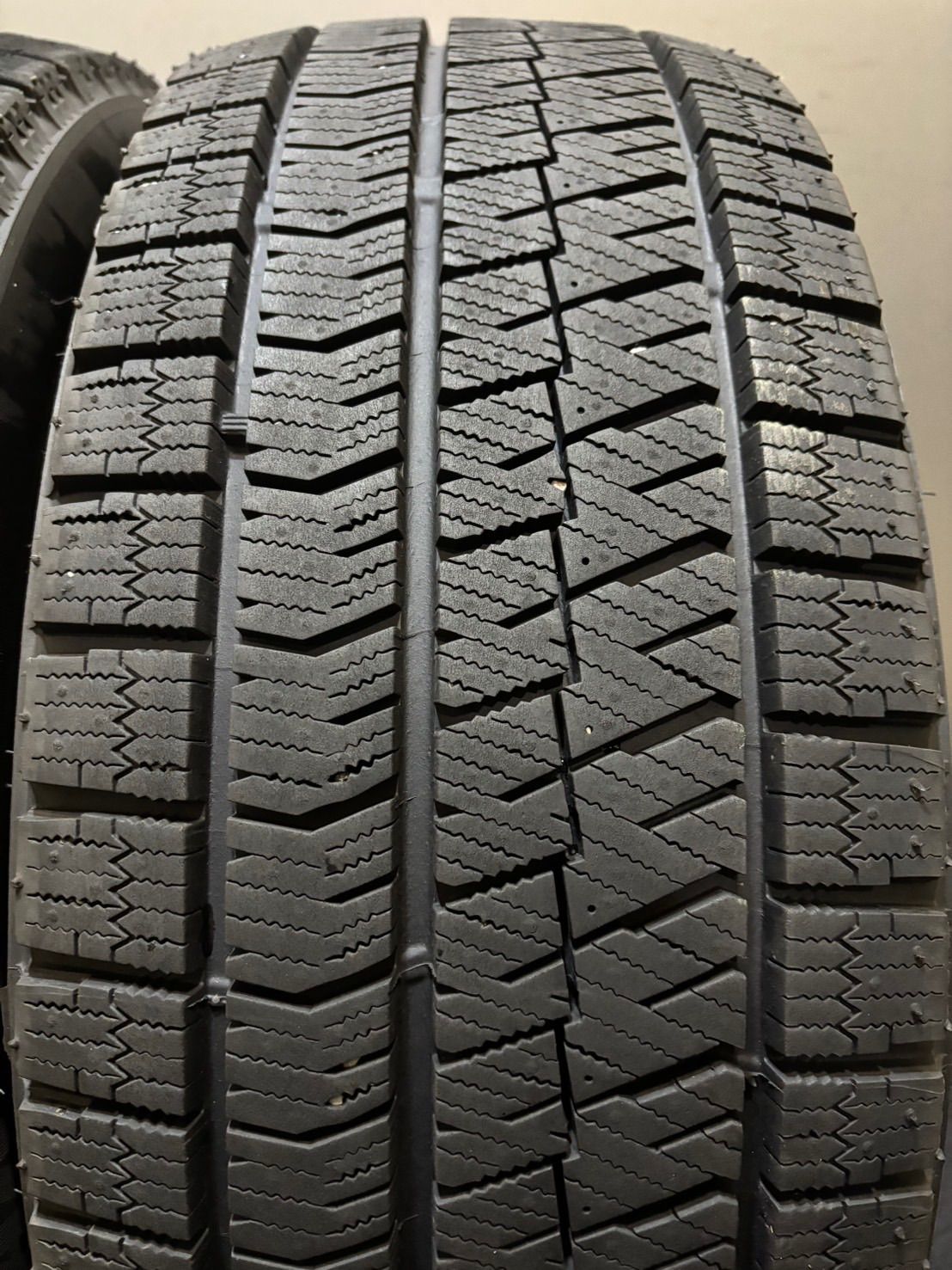 ☆225/45R18 BRIDGESTONE/VRX2 24年製 スタッドレス 4本 ブリヂストン