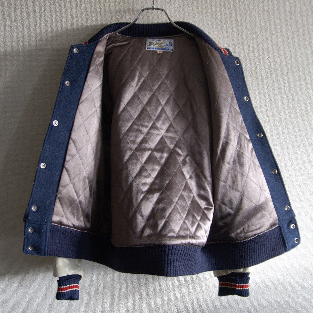 雰囲気抜群】WHITESVILLE【フルデコ レザースリーブ スタジャン】40