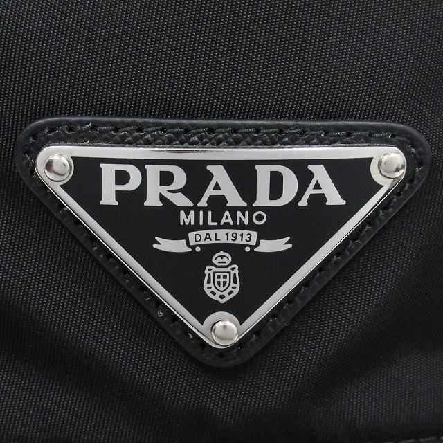 【極美品】PRADA 三角 トライアングル ロゴ バケットハット ブラック L 極美品】PRADA 三角 トライアングル ロゴ バケットハット ブラック L