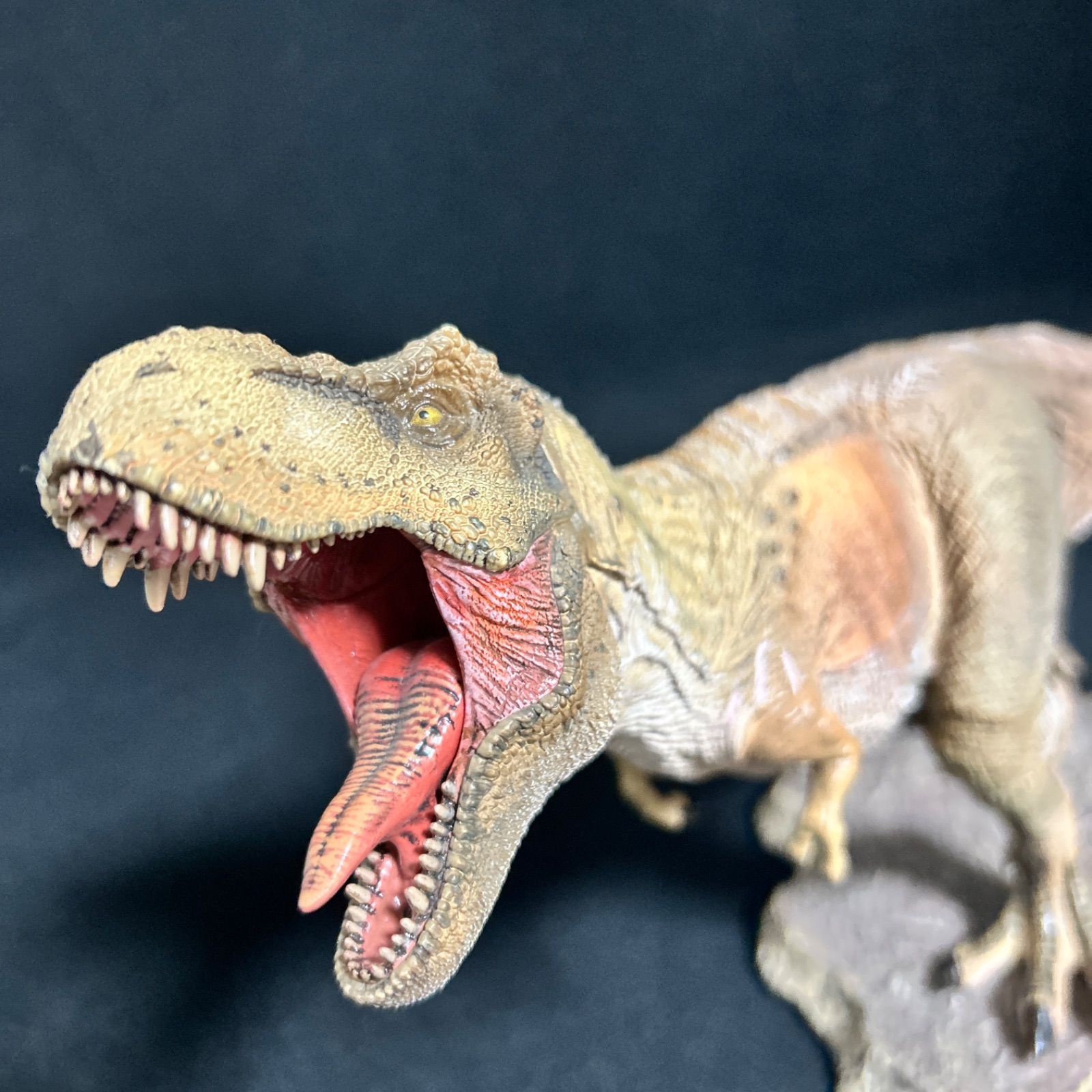 プライム1スタジオ ジュラシック・ワールド 炎の王国 T-REX フィギュア