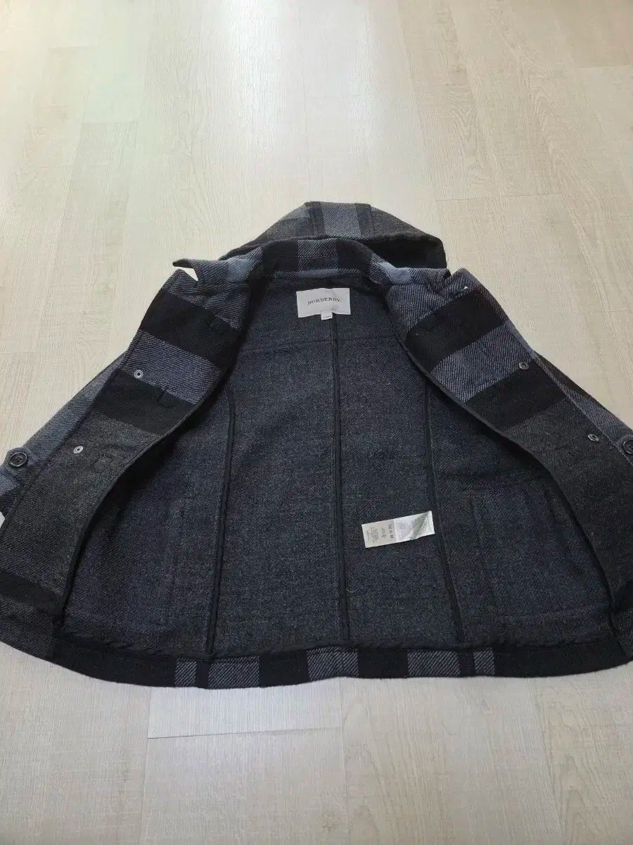 バーバリーキッズ ダッフル