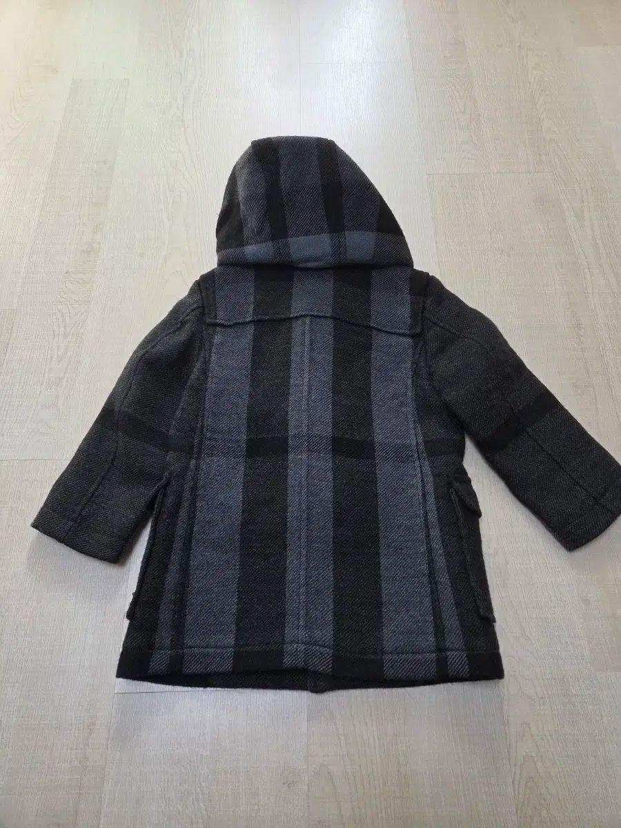 4 Y バーバリーキッズ ダッフル コート