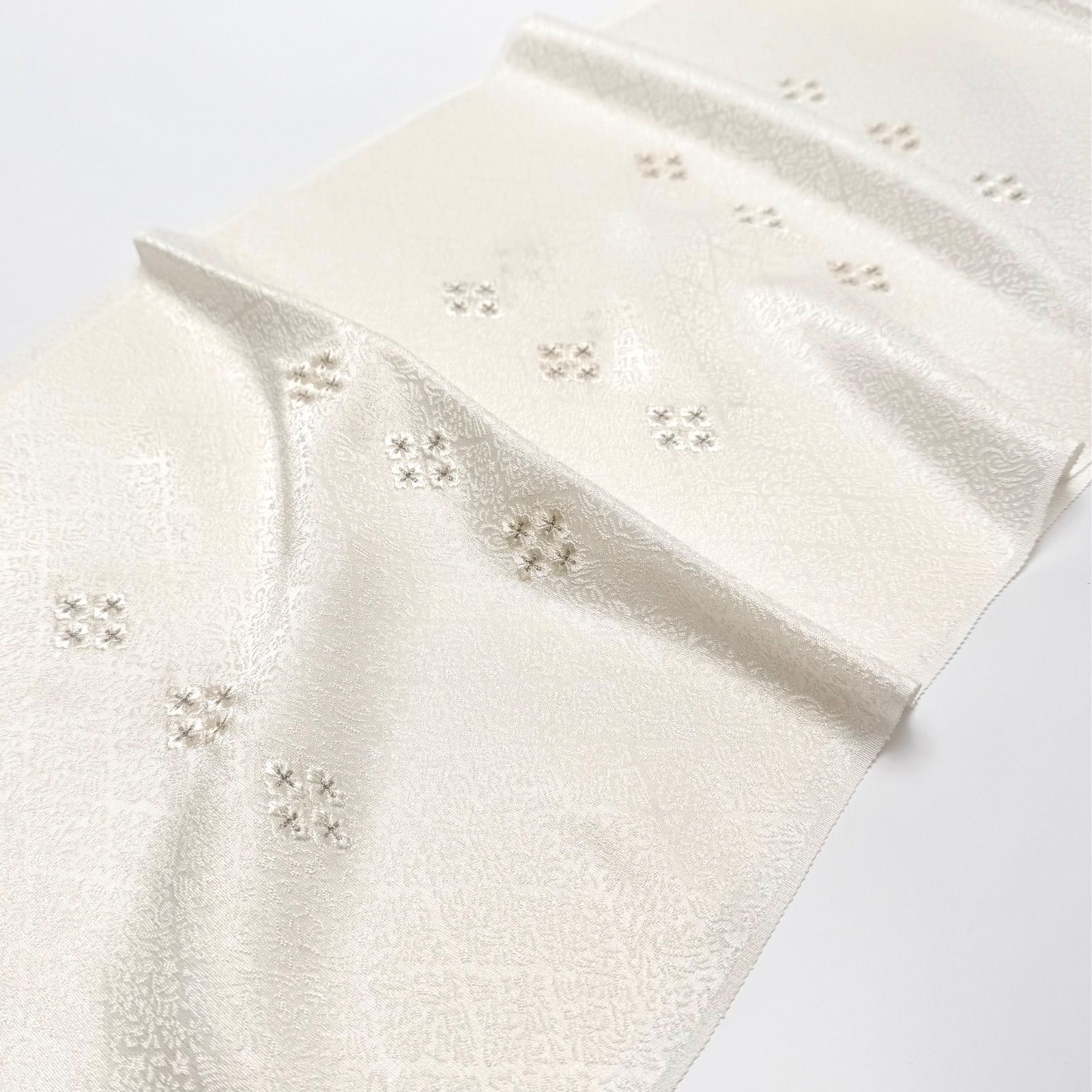 帯揚げ 和小物さくら 菱地紋 梅ちらし刺繍 0116