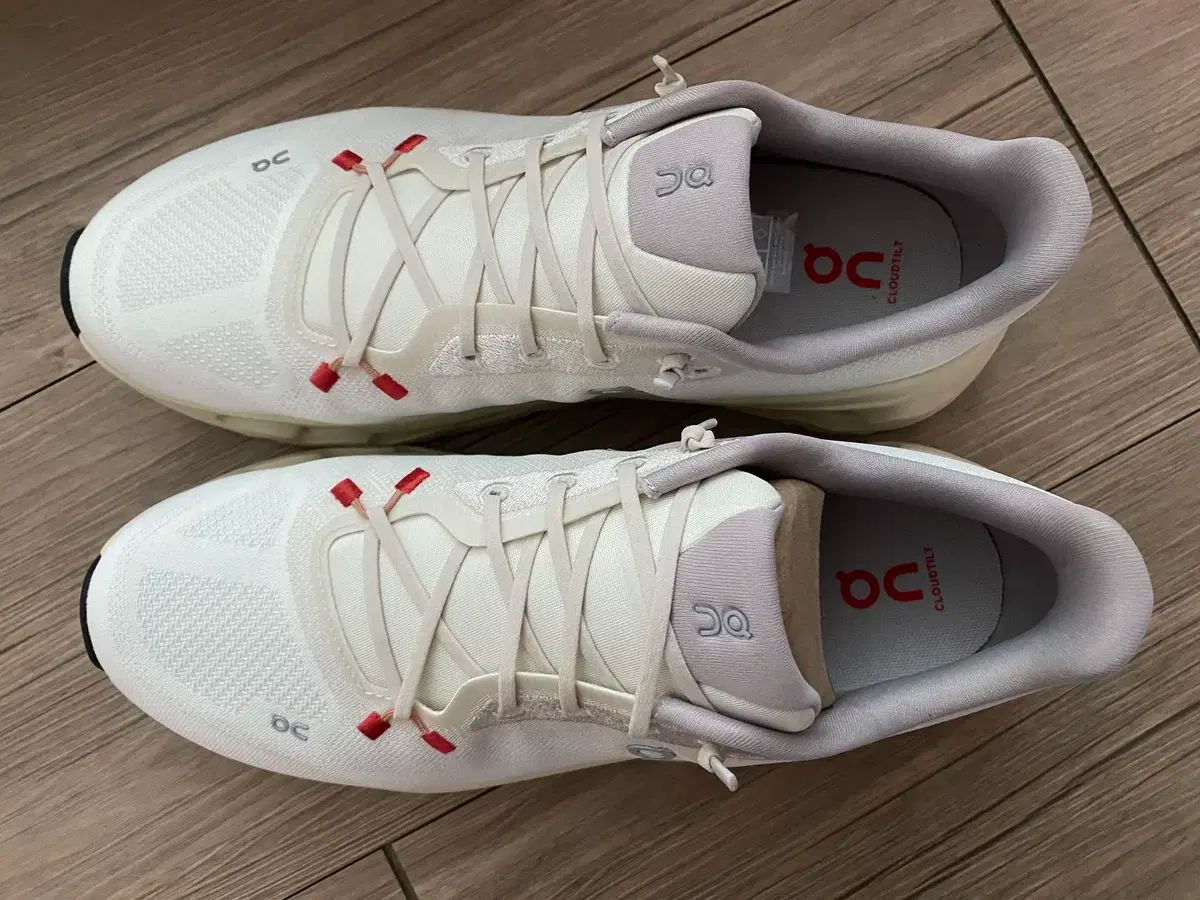 275 単ランニング クラウドティルト サンド クリーム