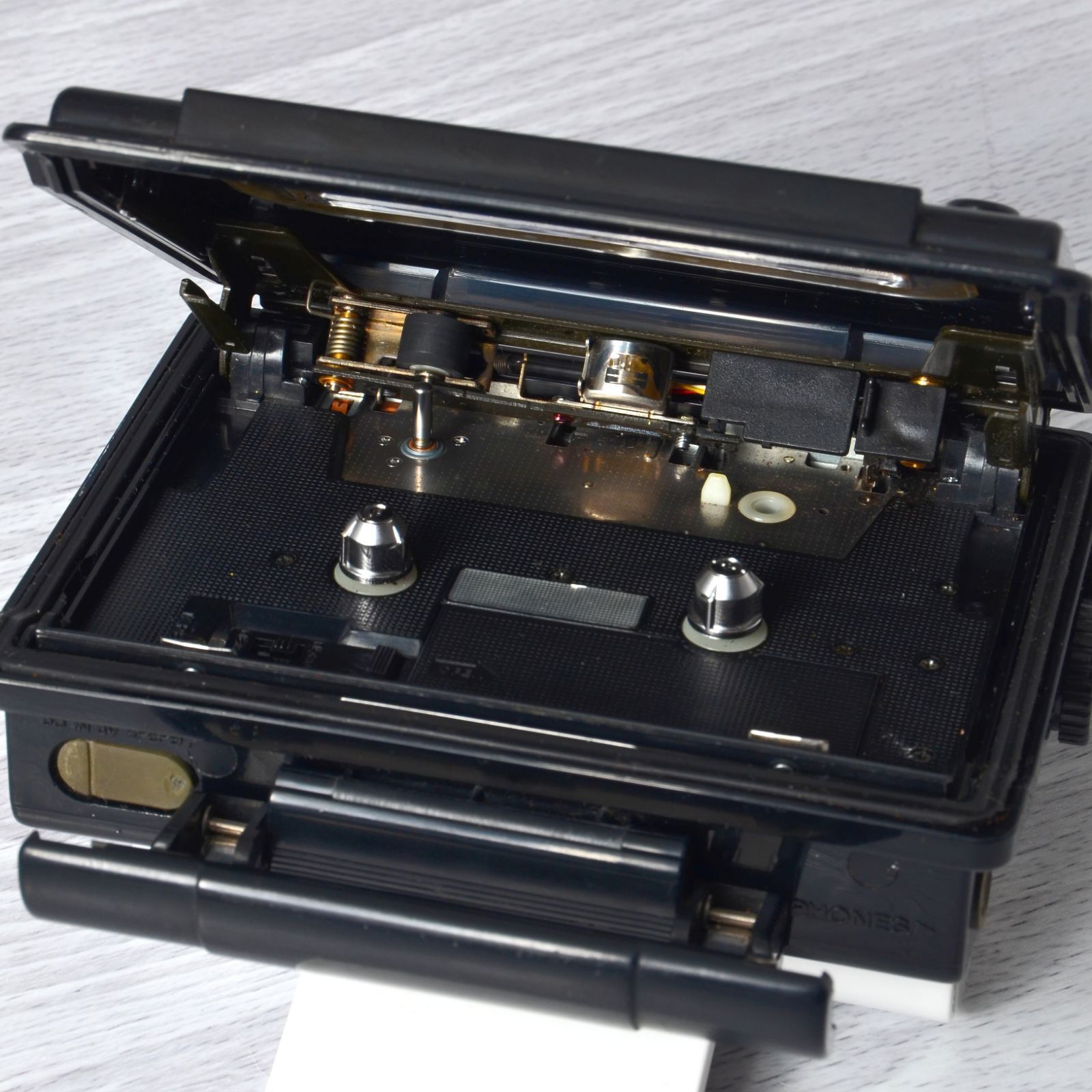 SONY WALKMAN WM-F5 スポーツウォークマン ブラック 整備済 TY283