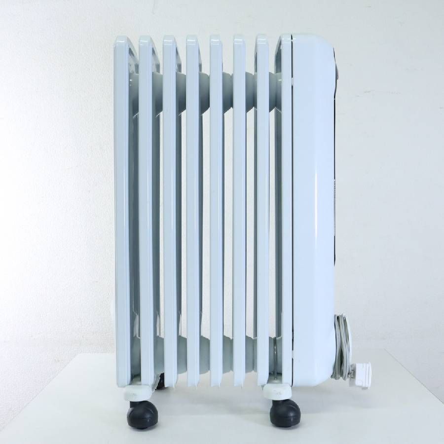 DeLonghi デロンギ オイルヒーター フィン8枚 8～10畳﻿ タイマー付き