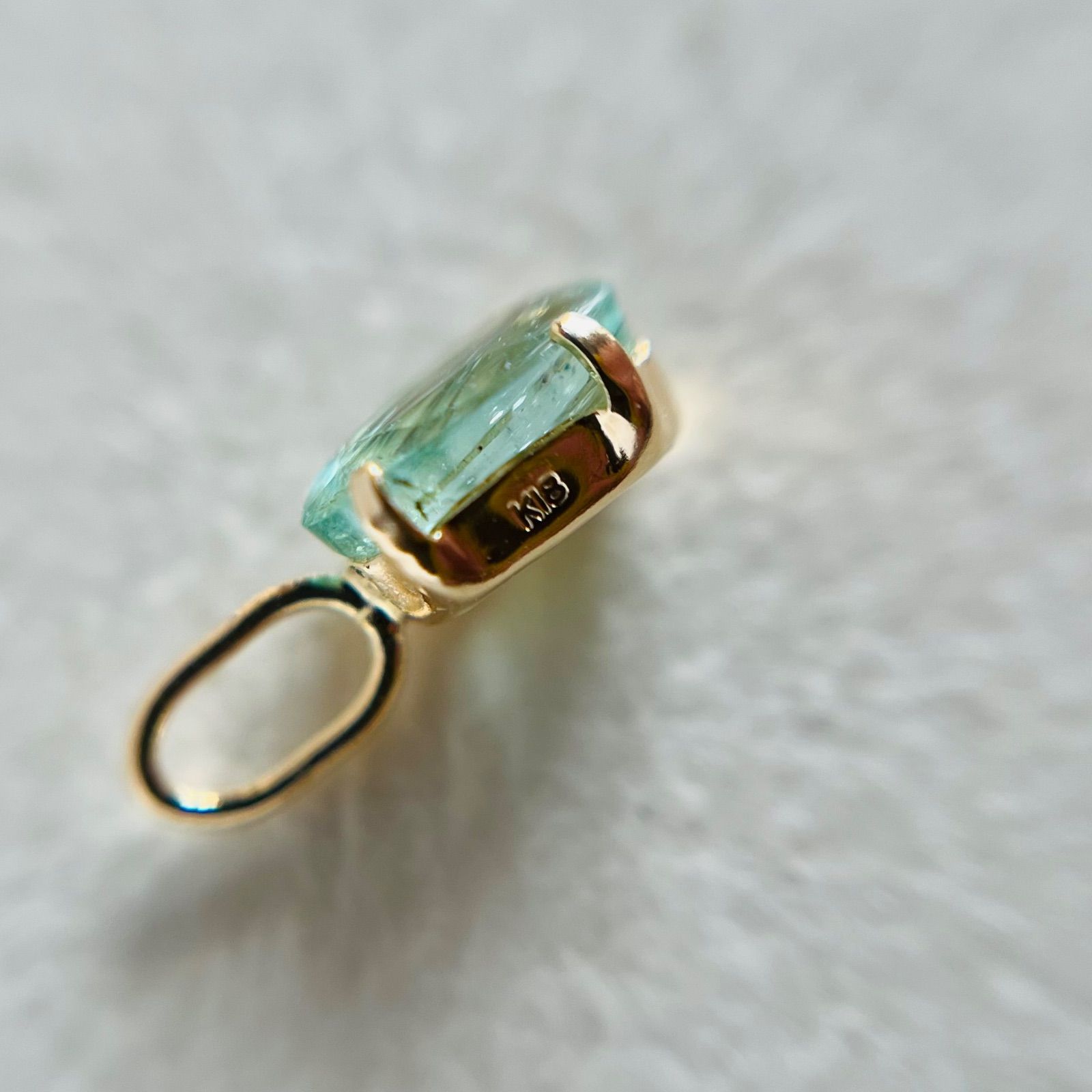 K18 エチオピア産天然エメラルド ペンダントトップ 18金イエロー