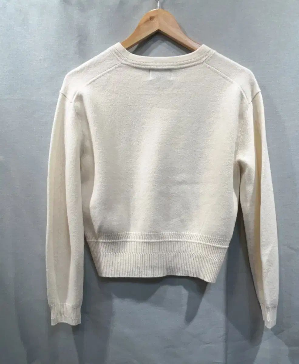 級 TIME タイム Vネック ニット アイボリー 90