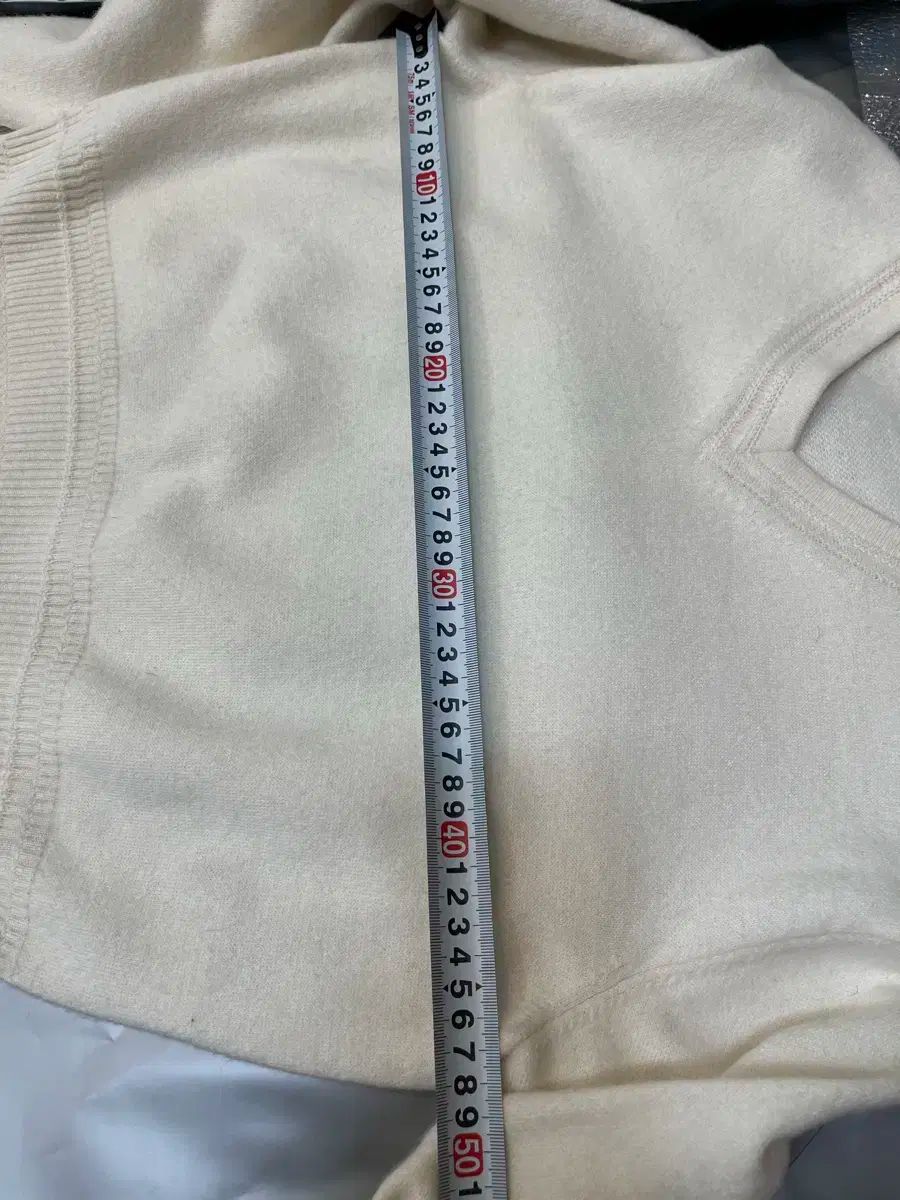 タイム Vネック