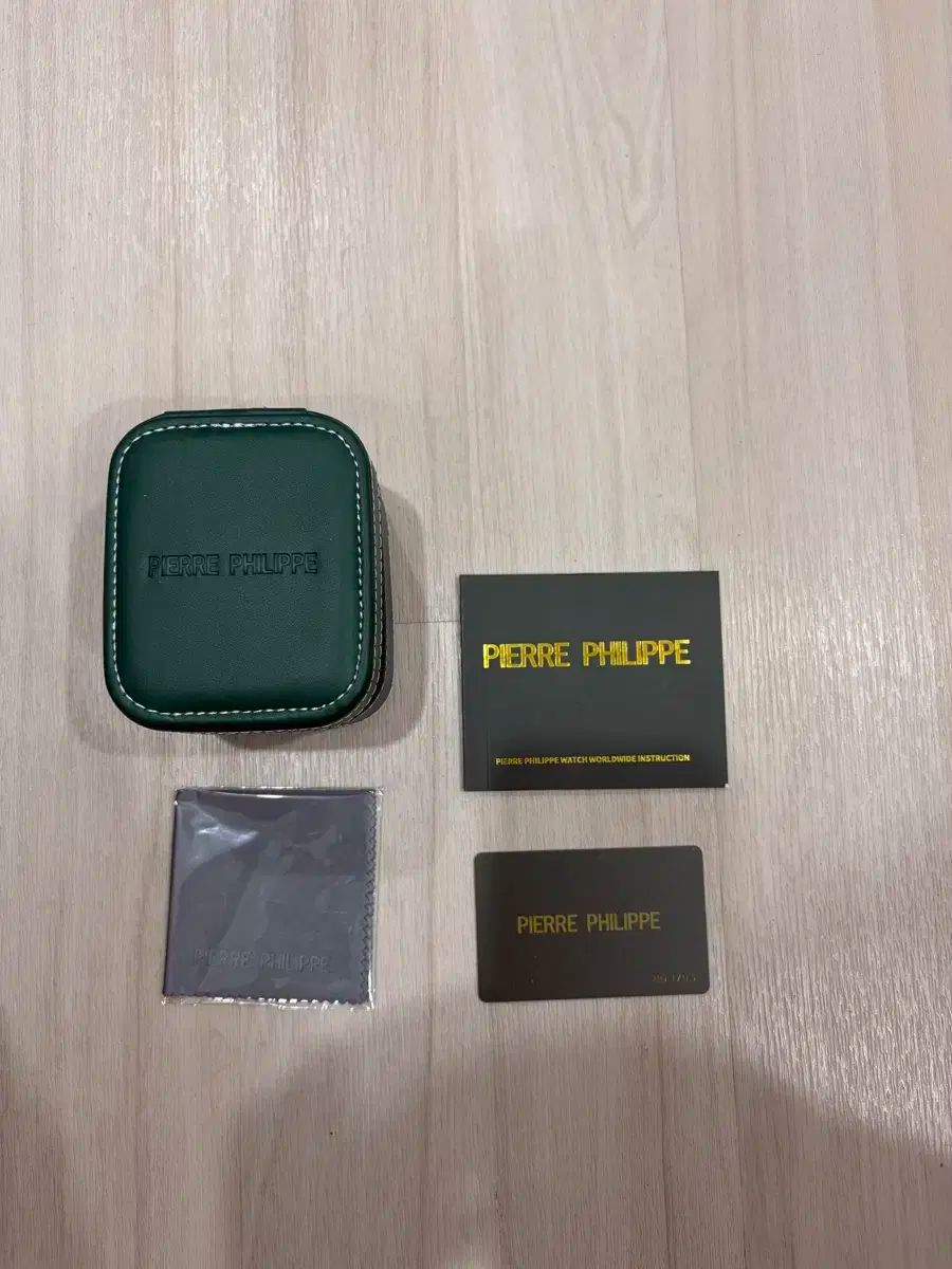 フィリップ ドレスウォッチ