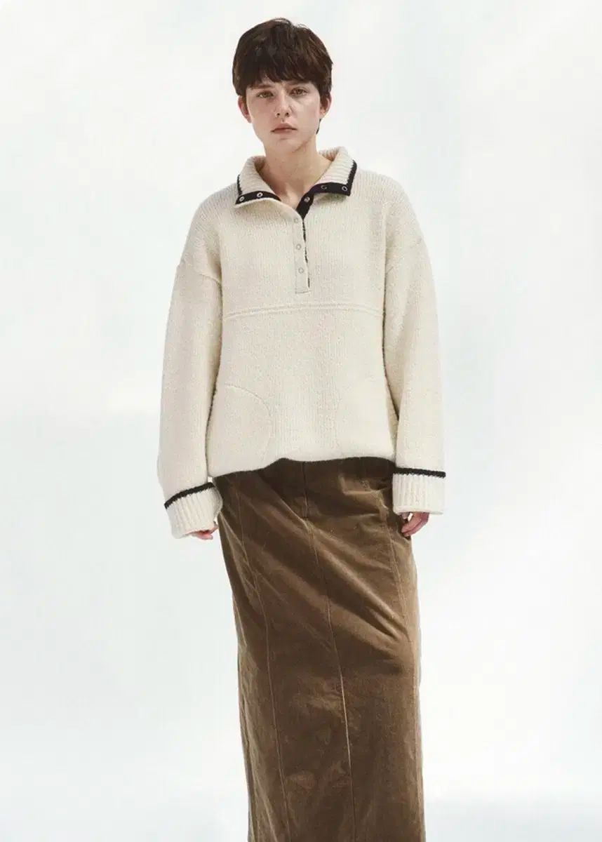 リーボールド ハイネック オーバネック