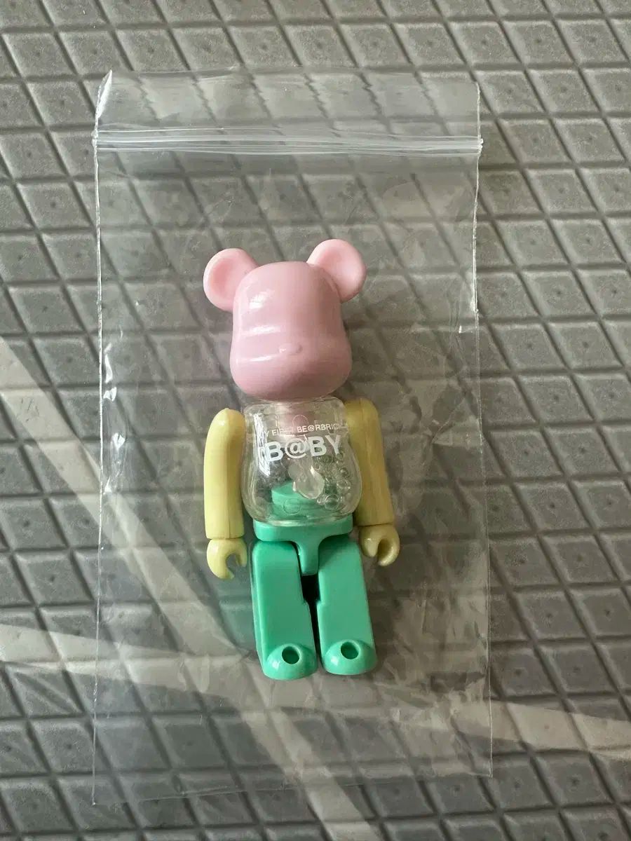 割引 MY FIRST BE@RBRICK (ベアブリック) 100% 1000円スタート)MY