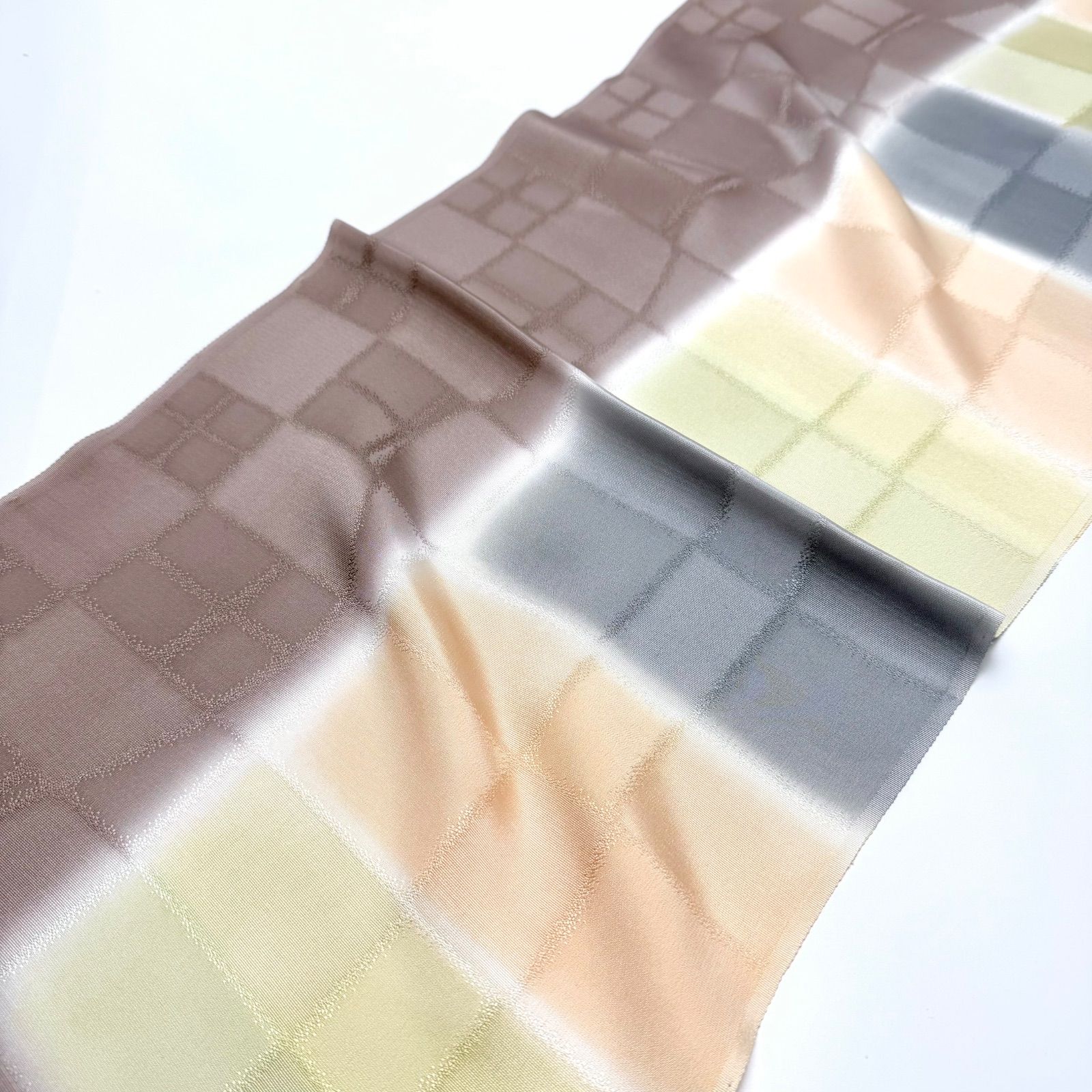 帯揚げ 渡敬 市松よろけ 立分ぼかし 0123