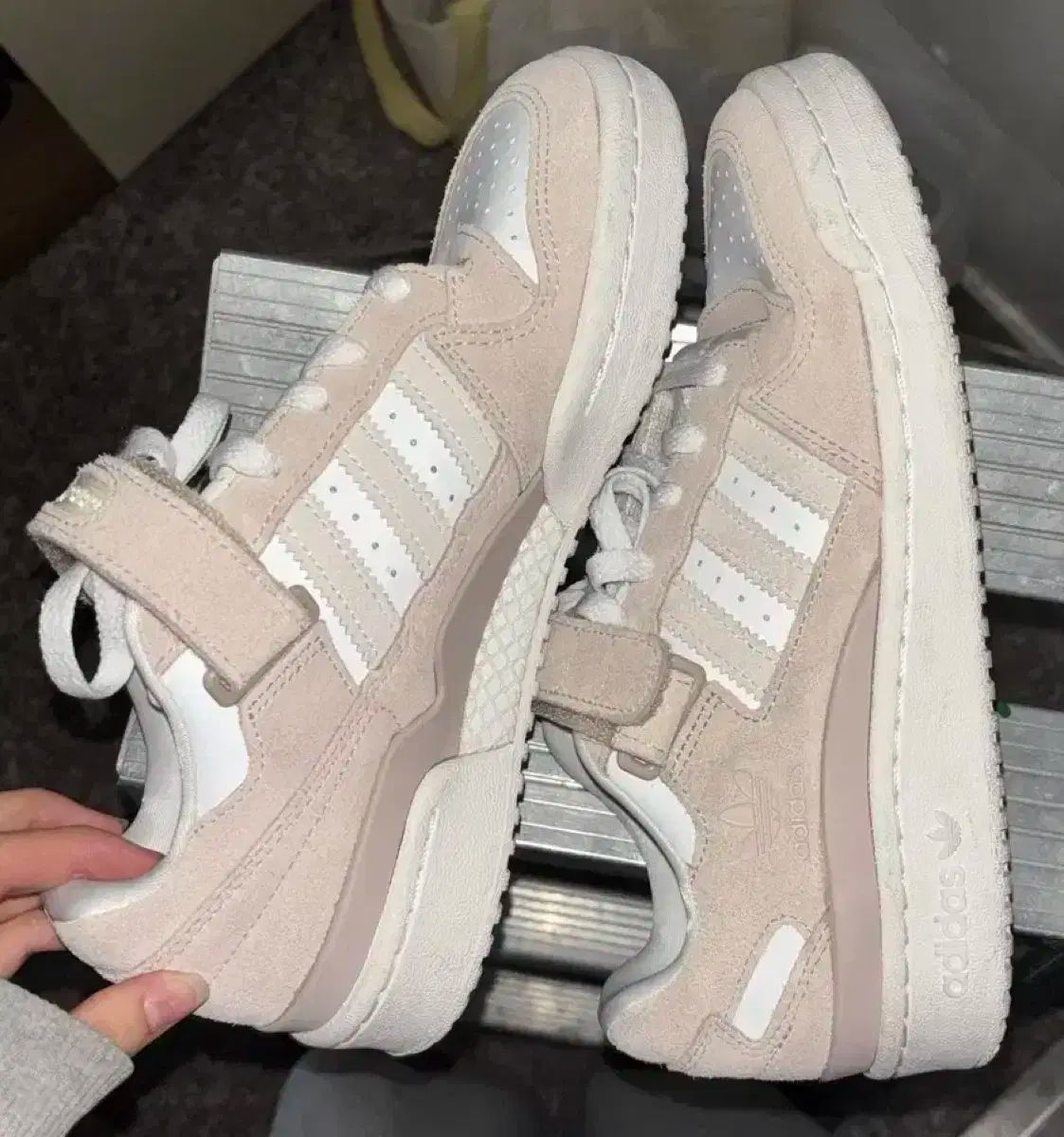 アディダス フォーラム ロー ウィメンズ ライト ピンク