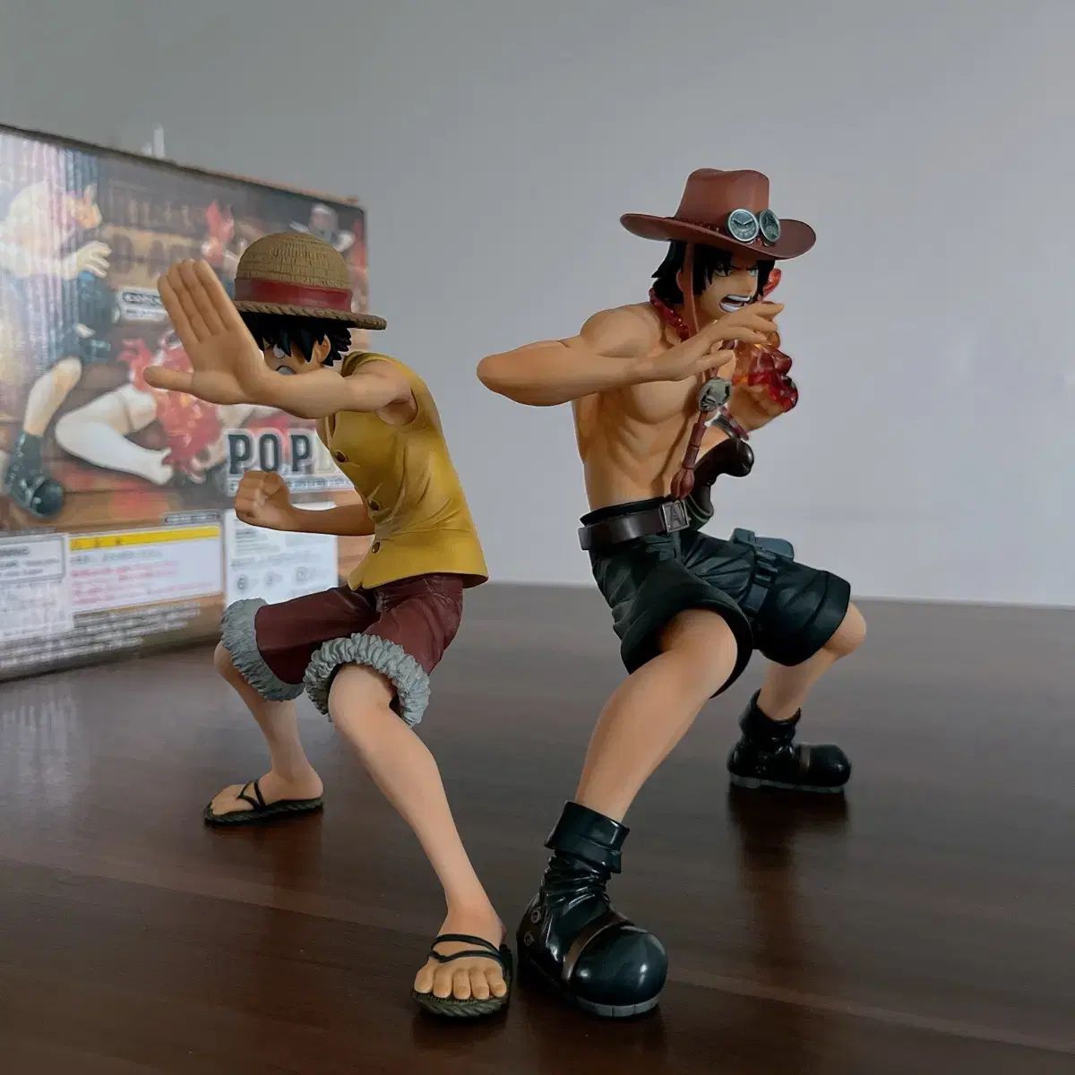 ONE PIECE フィギュア モンキー D ルフィ ルフィ エース メガハウス POP DX