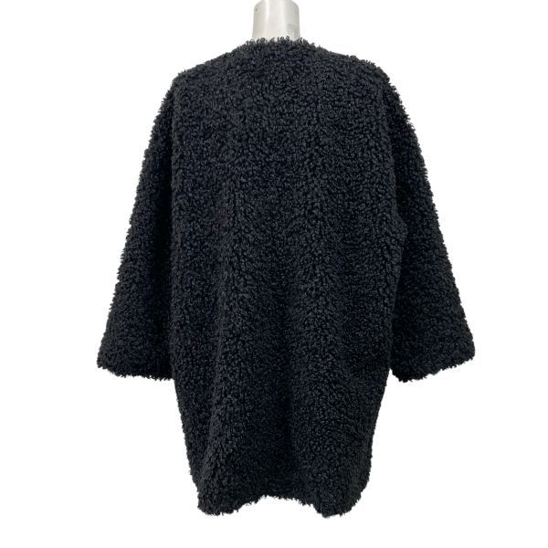 □ ミラオーウェン Mila Owen ノーカラーシャツカーブボアコート