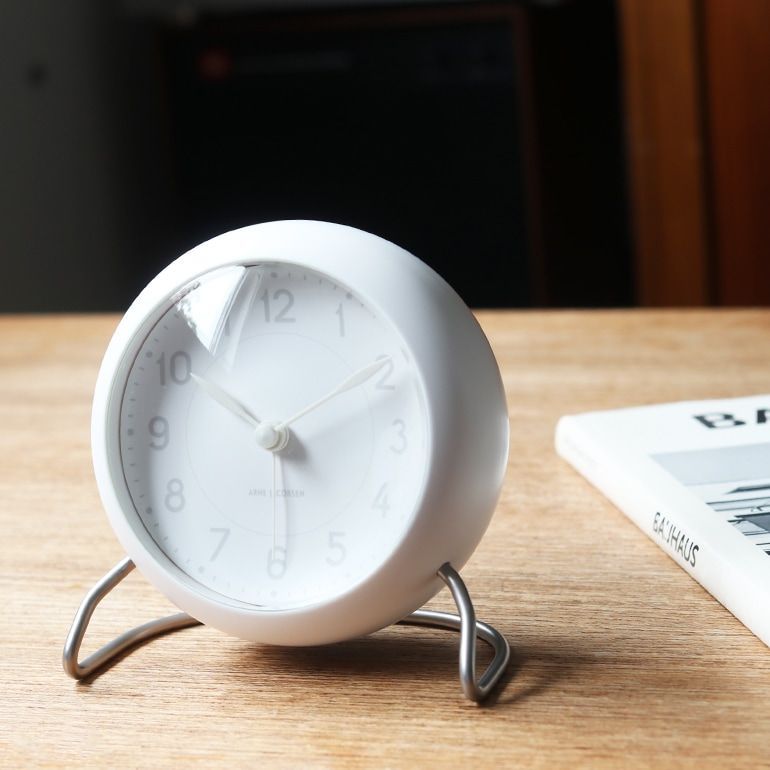 新品】【1点販売】ARNE JACOBSEN[アルネ・ヤコブセン] TABLE CLOCK