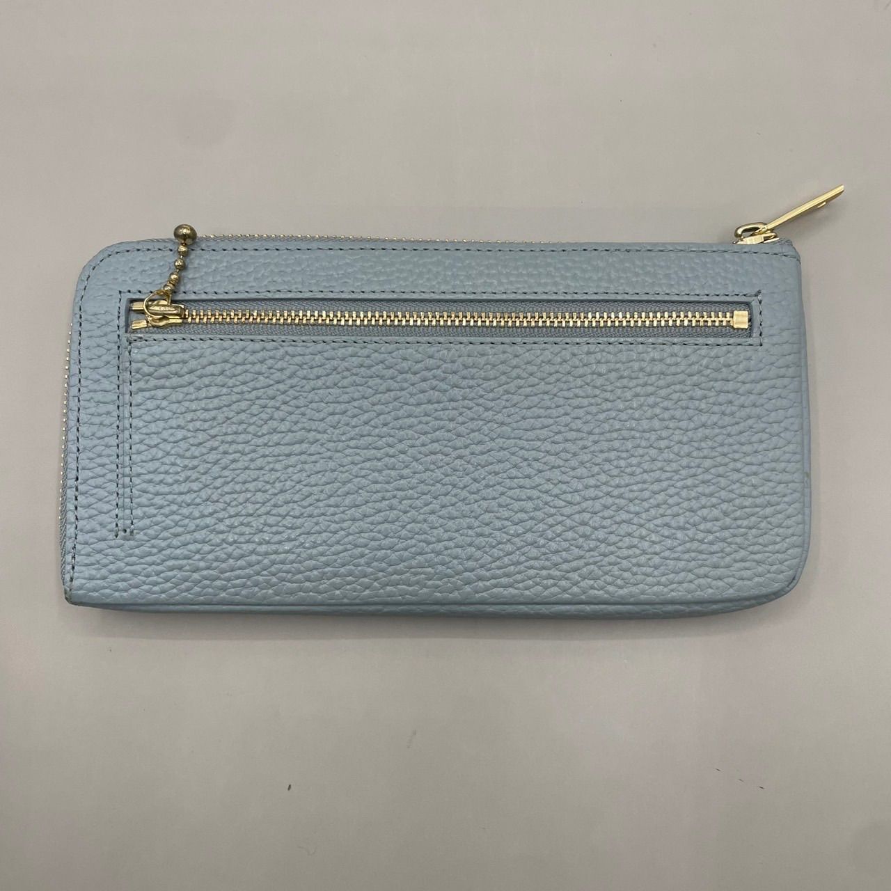 級 A.D.M.J. ADMJ エーディーエムジェー 長財布 L字ファスナー スワロフスキー ビジュー ロゴ アイスブルー 水色