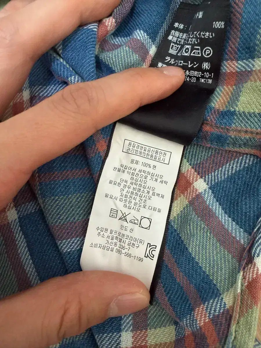 コンチョ ボタン