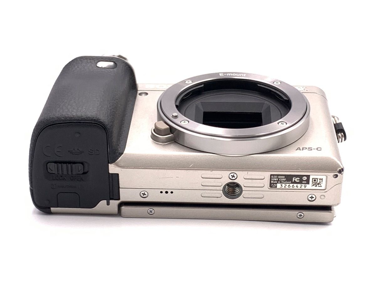 [中古]SONY (ソニー) α6000ボディ ILCE-6000 S シルバー 中古】SONY ソニー α6000 ILCE-6000 シルバー 海外版 ミラーレス一眼