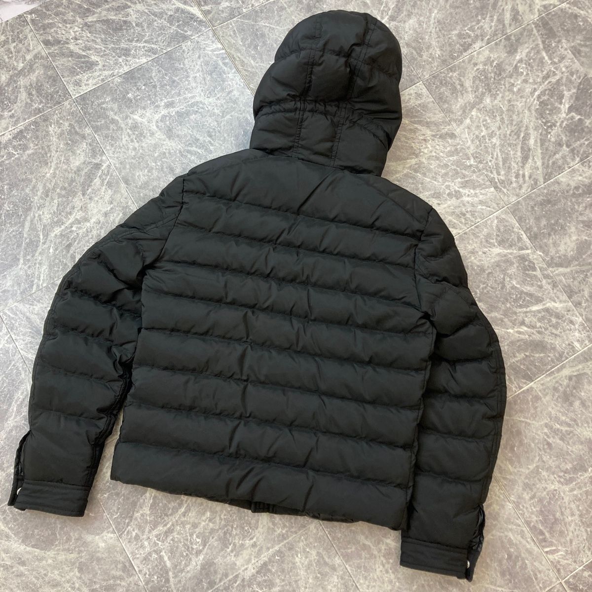 PRADA プラダ トライアングルロゴ ダウンジャケット SGH072 R232 1060 