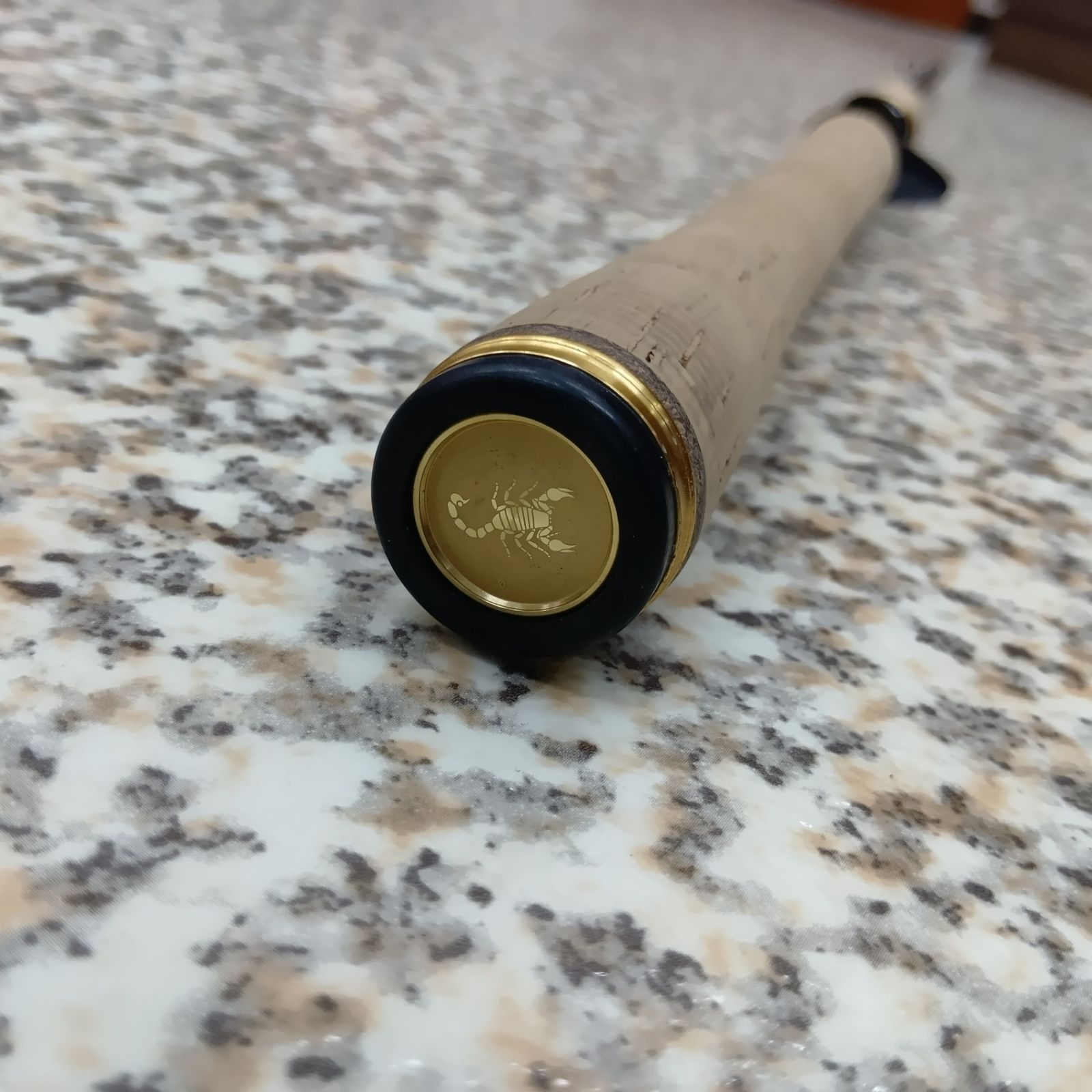 リミテッド 1702R-2