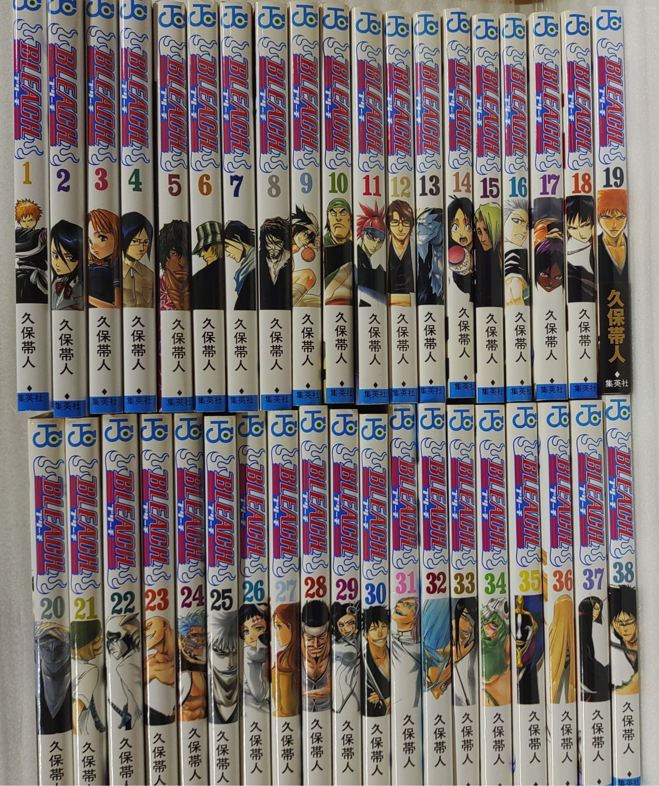 BLEACH ブリーチ 全74巻 2冊セット MC 0-09-1 A_ _sm_M 529