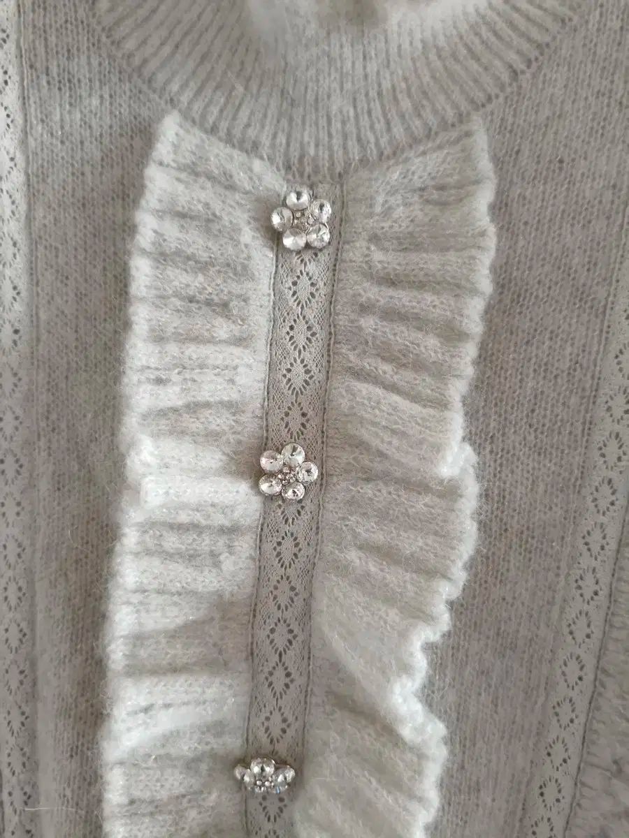 フリルブラウス 55