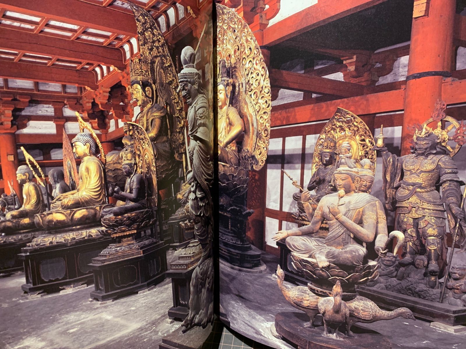 図録 特別展 国宝 東寺 空海と仏像曼荼羅 - メルカリ