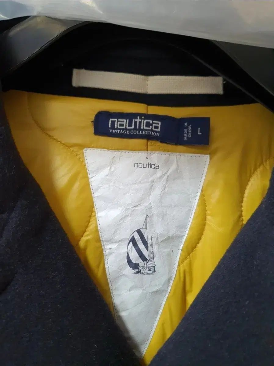 NAUTICA ノーティカ