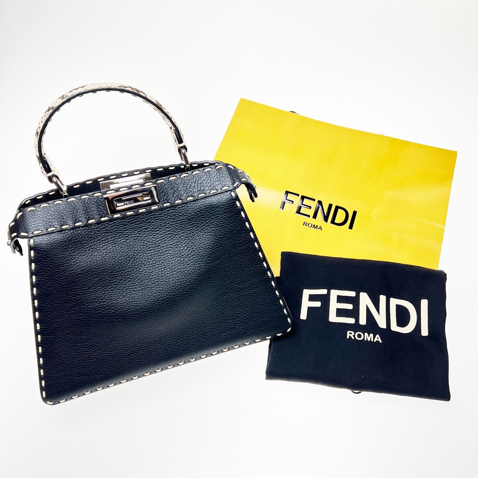 美品・高級ライン】FENDI フェンディ ピーカブー アイシーユー