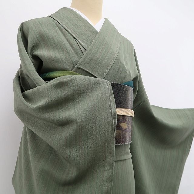 抹茶パウンド　お着物単品　未使用　しつけ糸付き　正絹訪問着　ガード加工 新品未着用 正絹 着物 一つ紋 シックなうぐいす色 新品 紋紗 印伝 夏