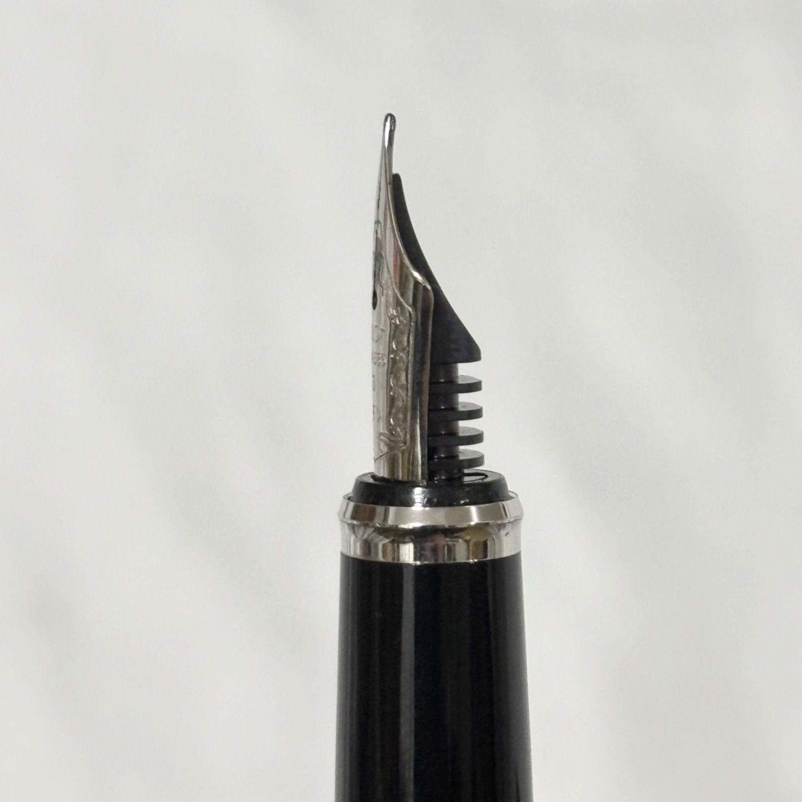 未使用品 パイロット PILOT 万年筆 14K 585 F ブラック 筆記用具 送料無料】PILOT/パイロット/万年筆/ブラック/ペン先/14K/585/筆記用具